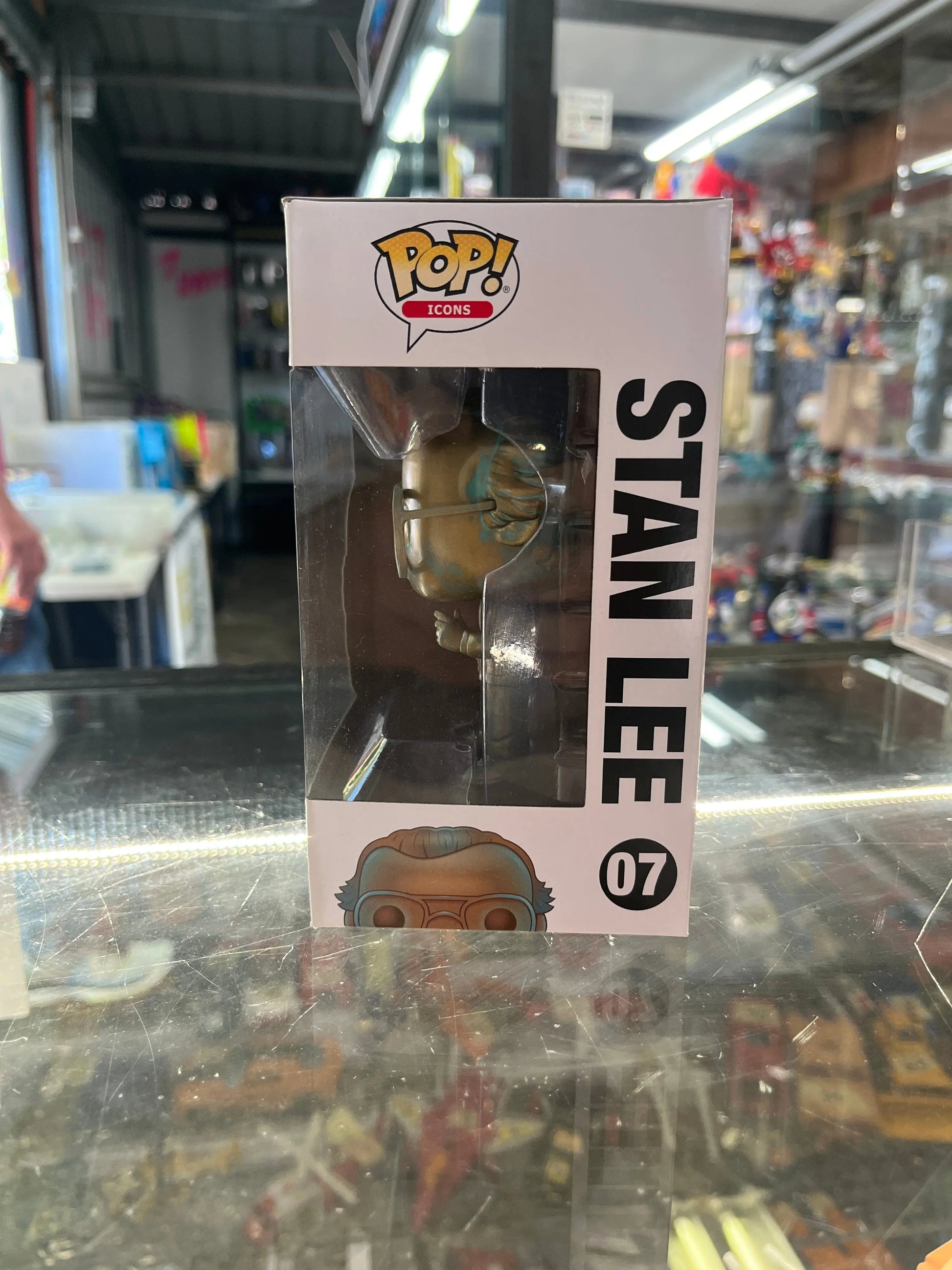 NEW Funko Pop! ICONS: Stan Lee (Patina) #7 FRENLY BRICKS - Open 7 Days