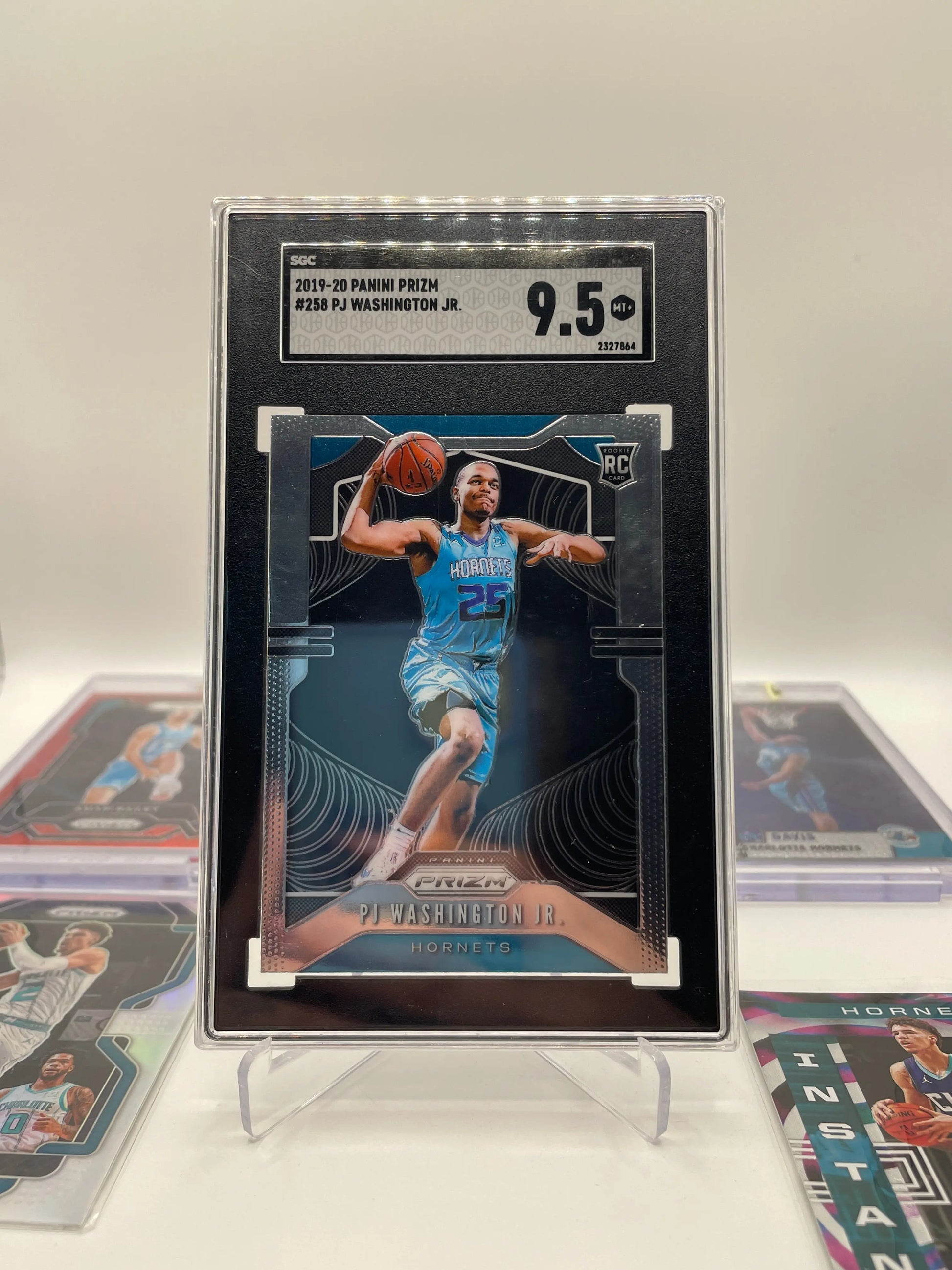 NBA Auto & Numbered Charlotte Hornets Sports Card Lot - LaMelo Ball + more  (lot#26) FRENLY BRICKS - Open 7 Days