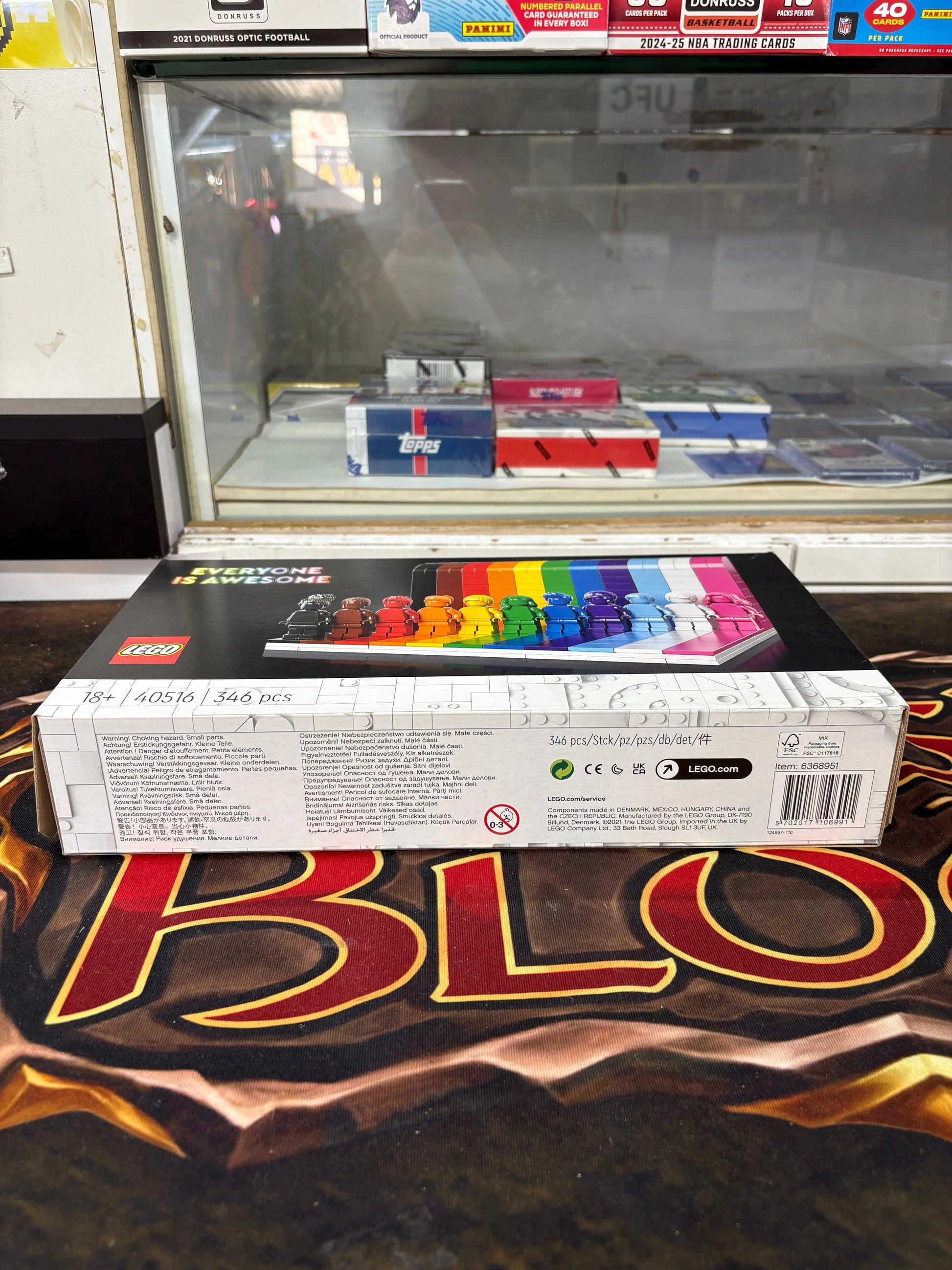 LEGO 40516: Everyone Is Awesome Brand New FRENLY BRICKS - Open 7 Days