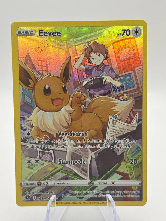 Pokemon TCG Brilliant Stars - Eevee TG11/TG30 Full Art LP FRENLY BRICKS - Open 7 Days
