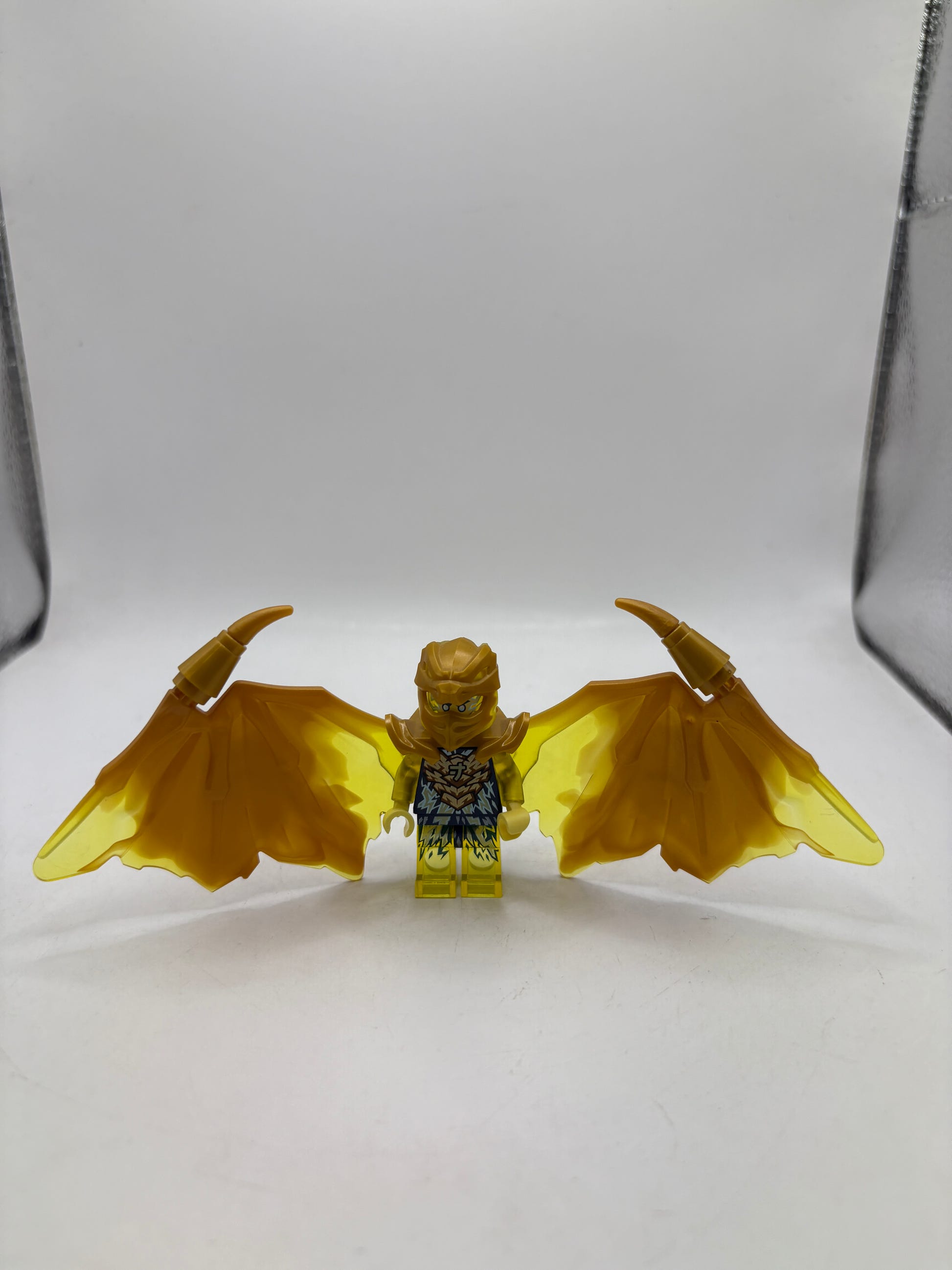 Lego Ninjago Crystalized Minifigure Jay Golden Dragon 71768 njo0755 image 1