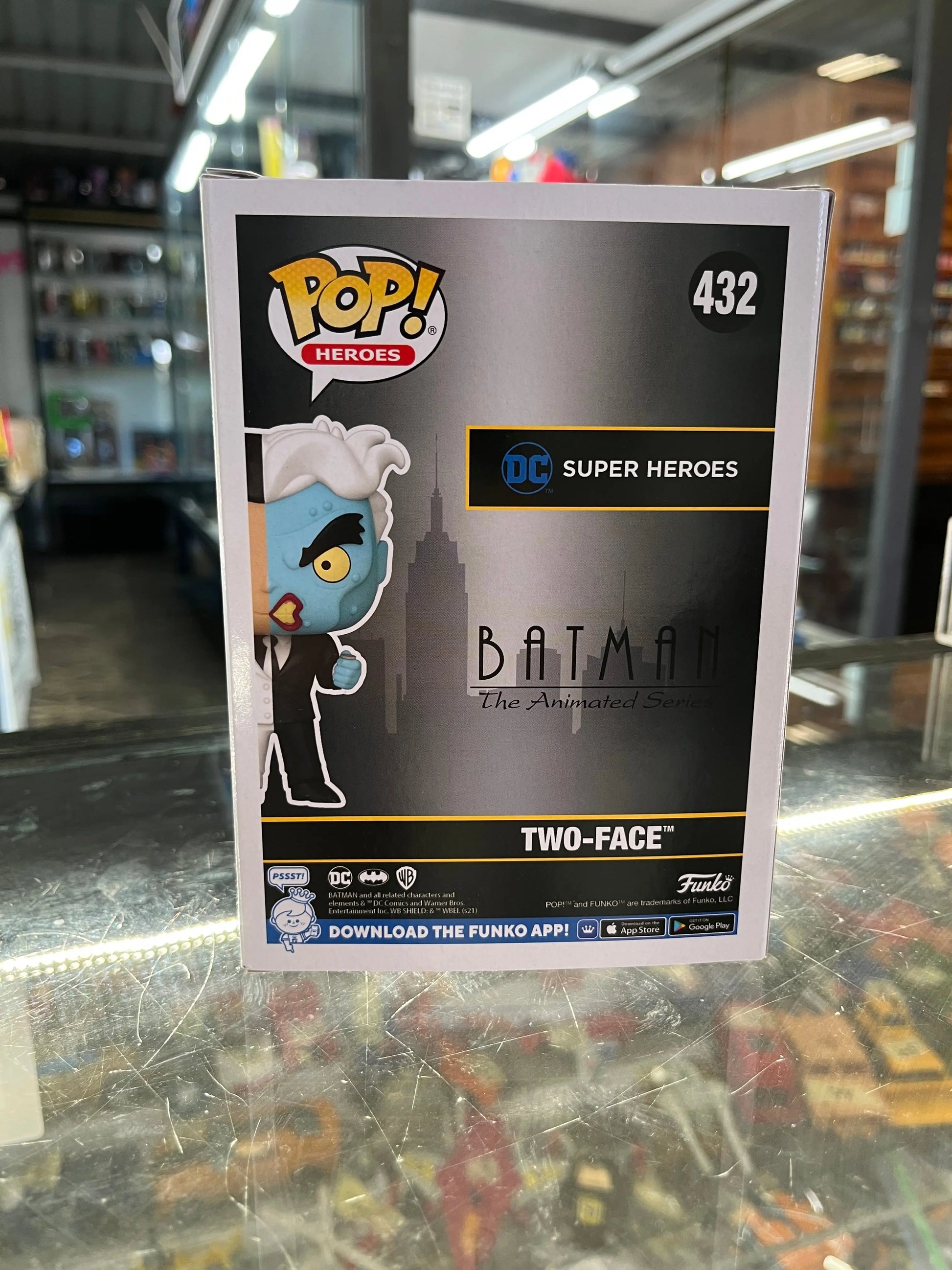 Funko Pop! Heroes Batman The Animated Series Two-Face #432 FRENLY BRICKS - Open 7 Days