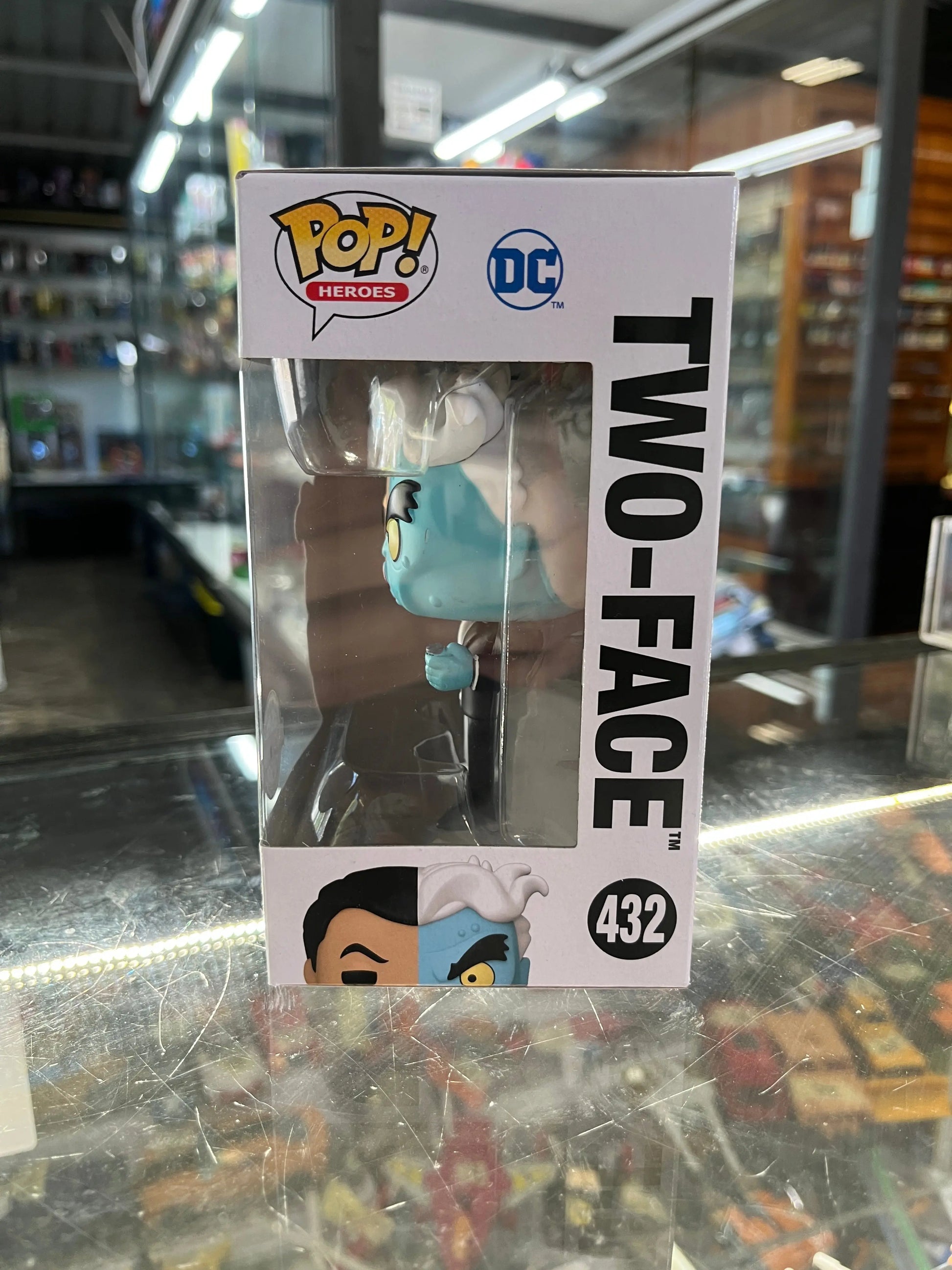Funko Pop! Heroes Batman The Animated Series Two-Face #432 FRENLY BRICKS - Open 7 Days
