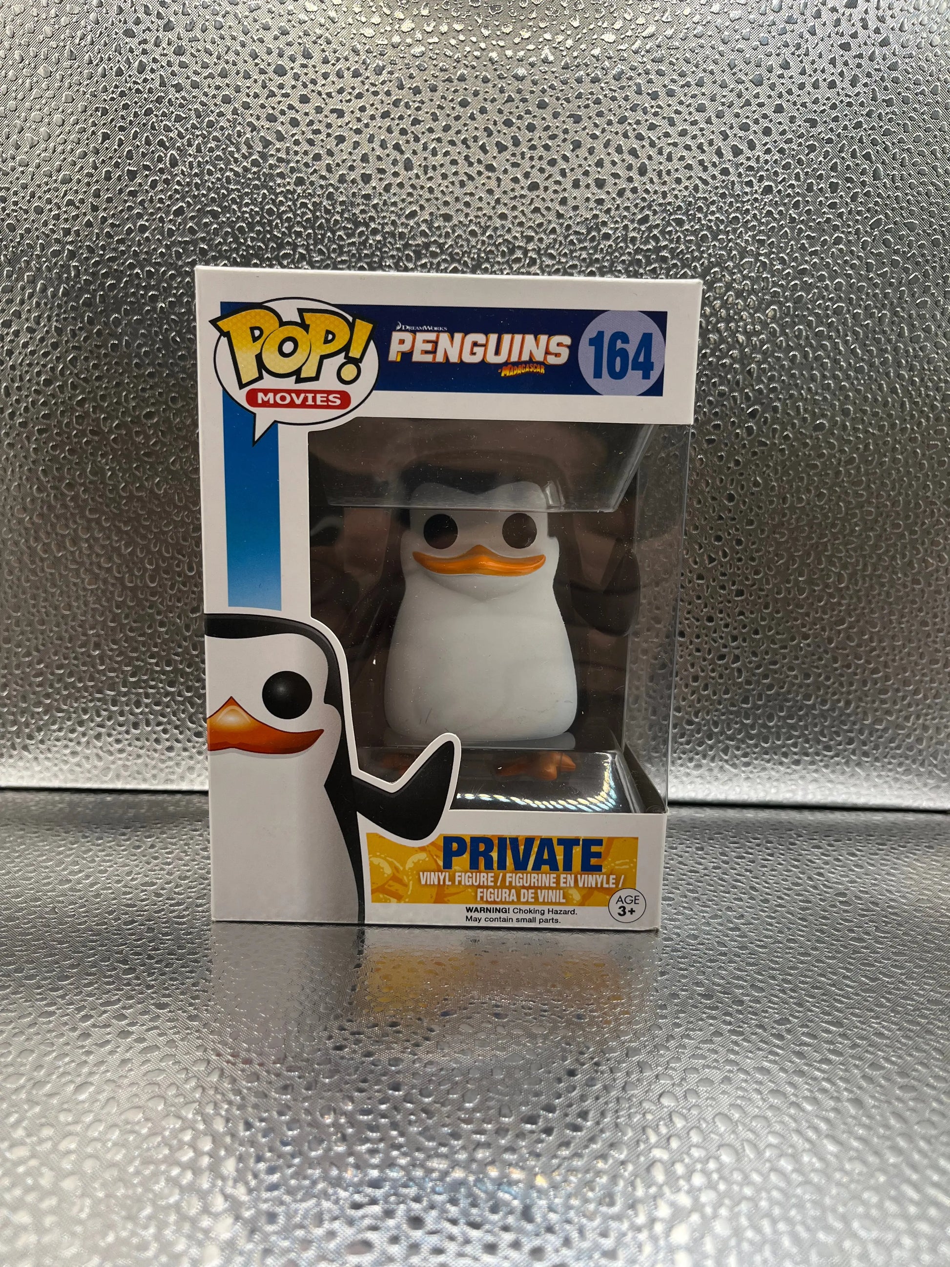 Funko POP Movies - Penguins - Private #164 FRENLY BRICKS - Open 7 Days