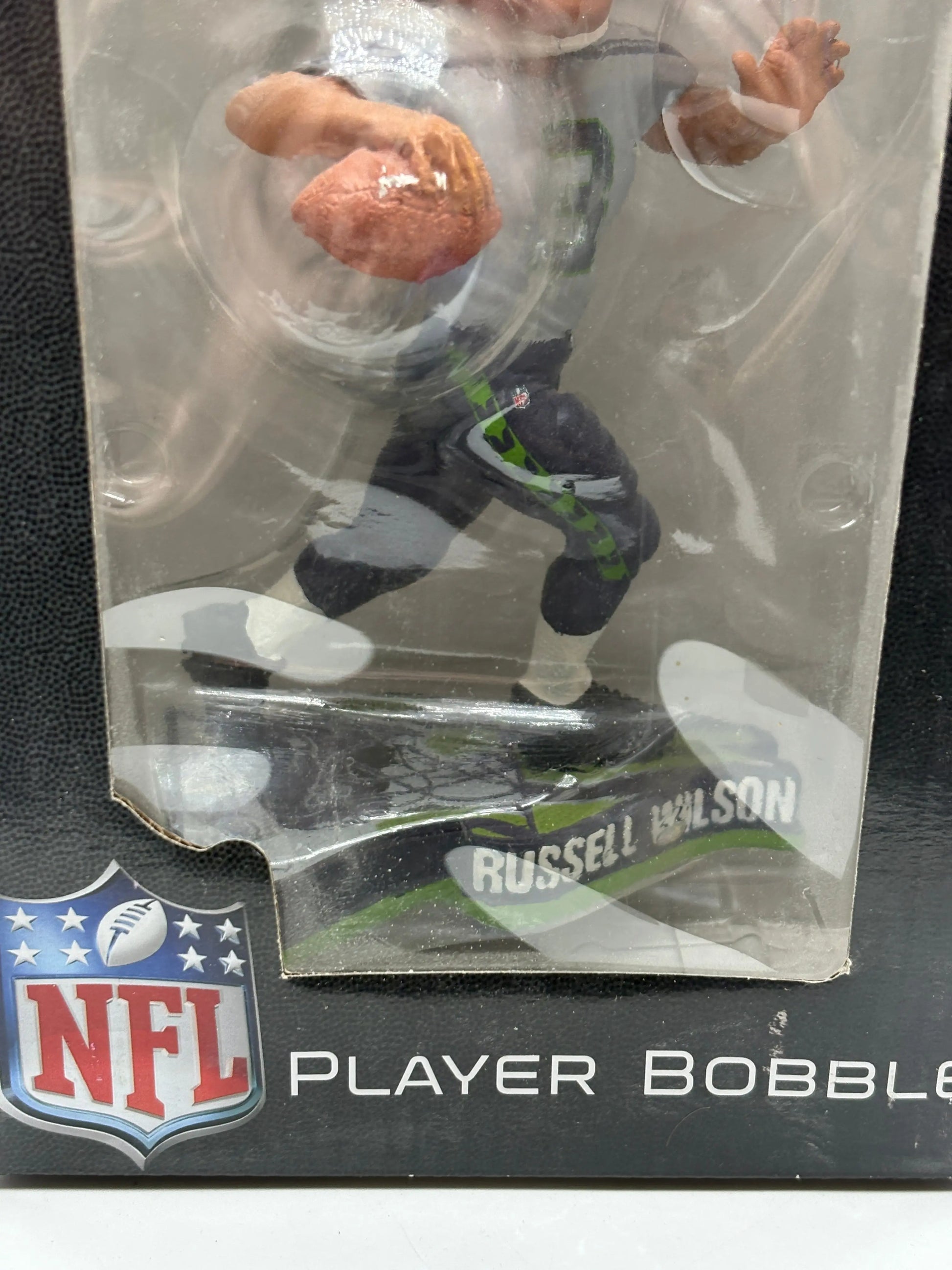 NFL Russell Wilson Pennant Base BobbleHead Limited Edition Forever Collectible FRENLY BRICKS - Open 7 Days