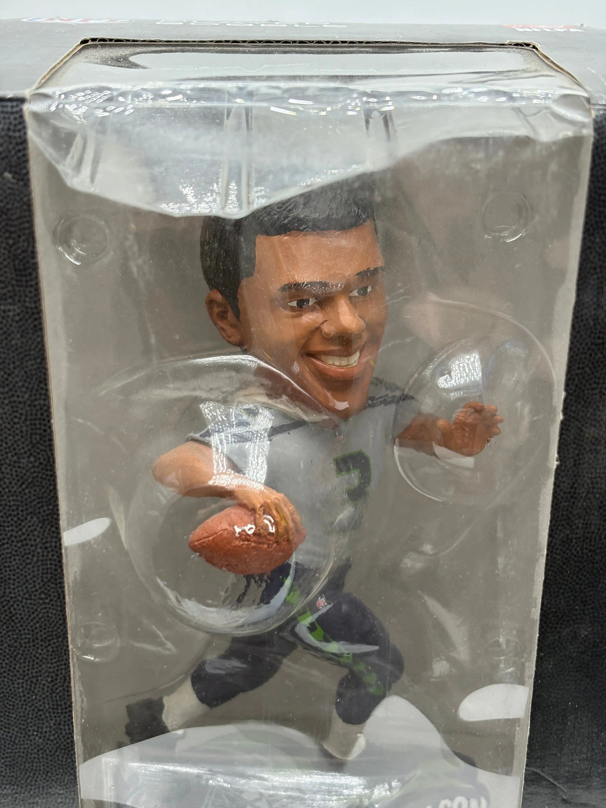 NFL Russell Wilson Pennant Base BobbleHead Limited Edition Forever Collectible FRENLY BRICKS - Open 7 Days