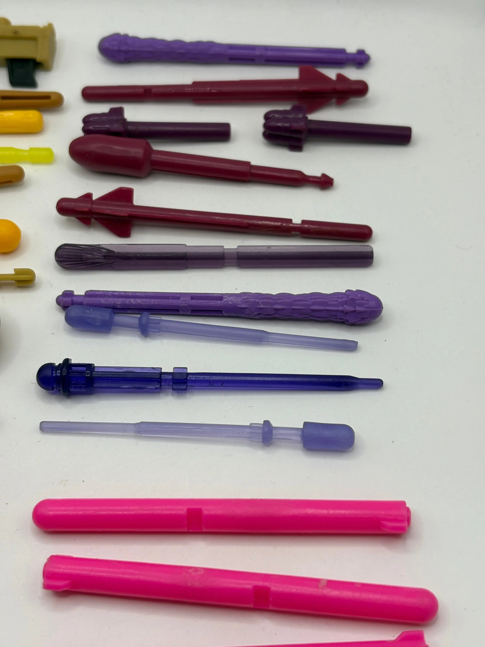 Assorted Branded Action Figure Missile Piece / Accessory Pink Yellow Purple Lot FRENLY BRICKS - Open 7 Days