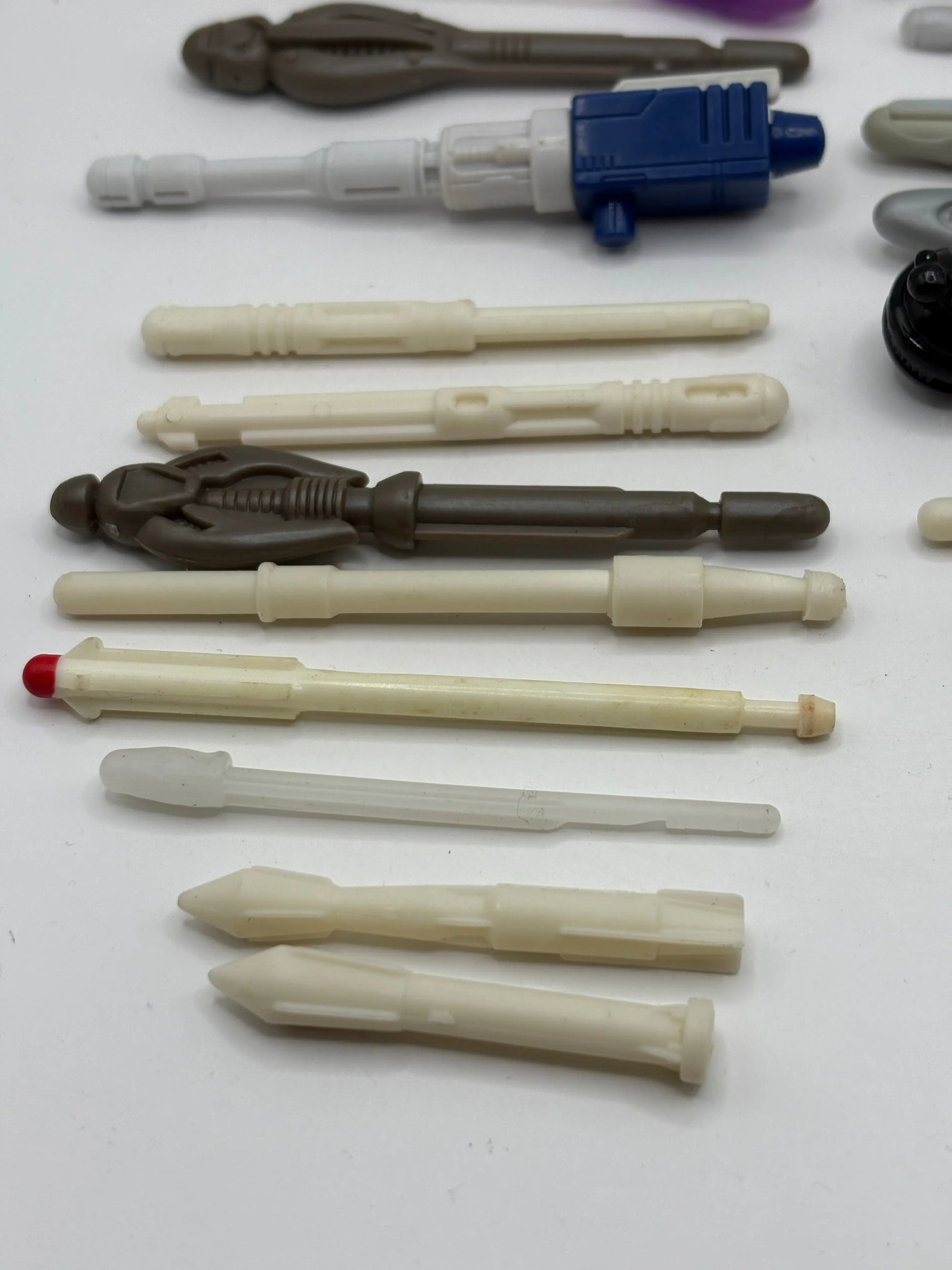 Assorted Branded Action Figure Missile Piece / Accessory White Transparent Lot FRENLY BRICKS - Open 7 Days