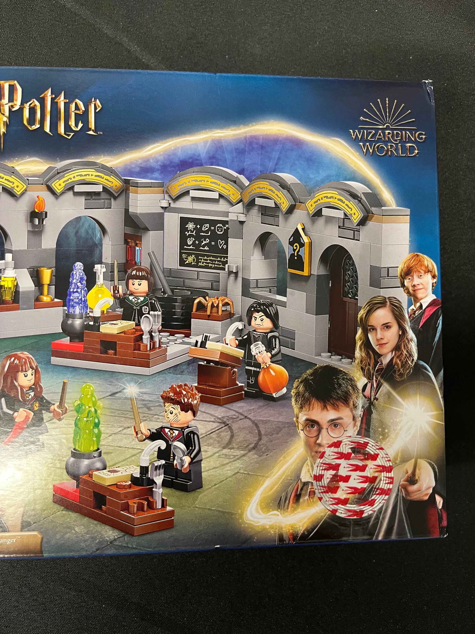 LEGO Harry Potter - Hogwarts Castle: Potions Class 76431 FRENLY BRICKS - Open 7 Days