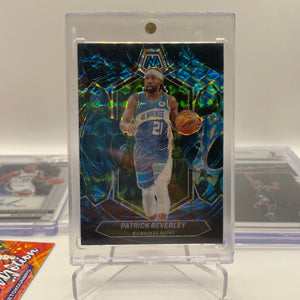 NBA Auto & Patch Milwaukee Bucks sports card lot , bundle - Malcolm Brogdon + more (lot#42) FRENLY BRICKS - Open 7 Days