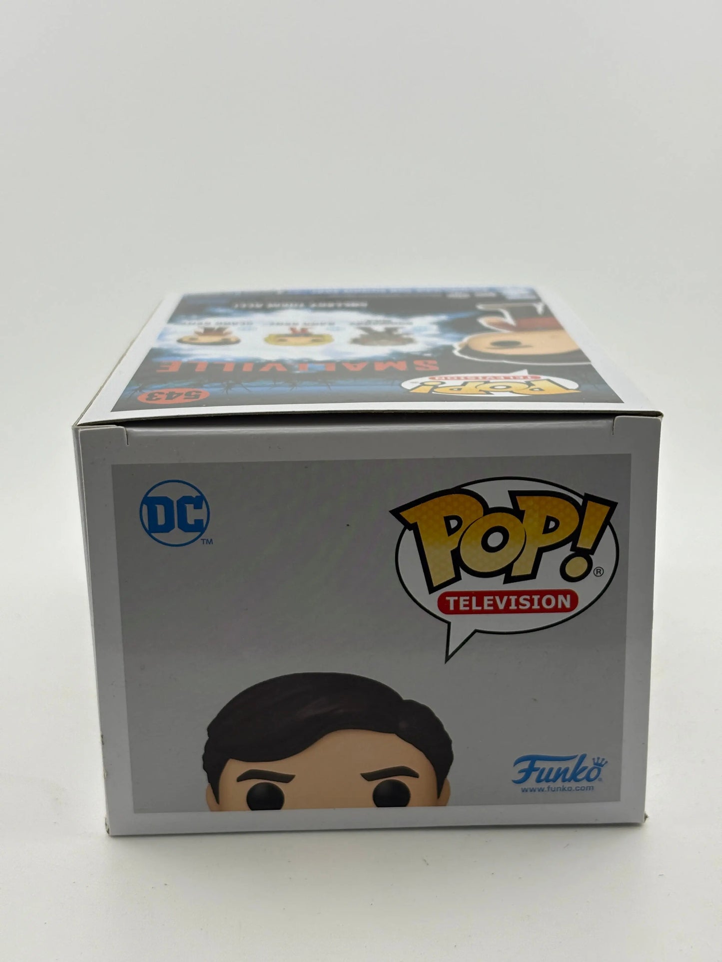 Funko POP! Television Smallville #543 Clark Kent Vinyl Figure FRENLY BRICKS - Open 7 Days