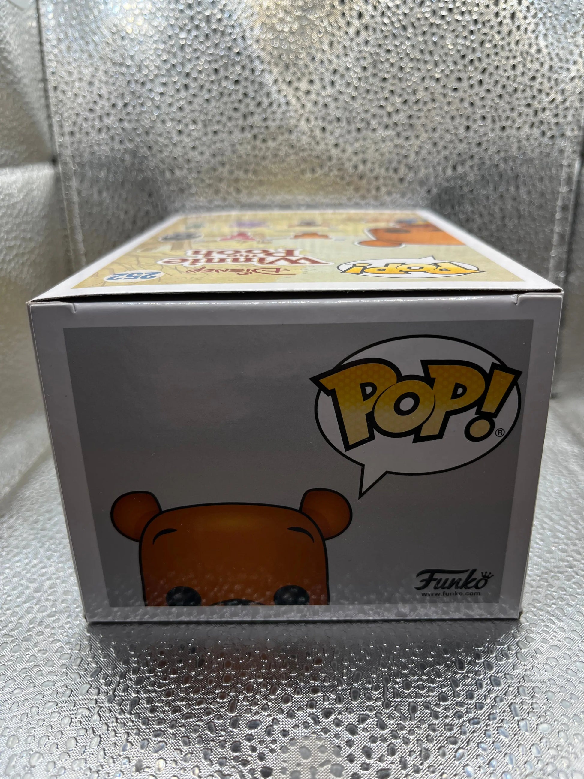 Funko POP Disney - Winnie the Pooh #252 (Flocked Special Edition) FRENLY BRICKS - Open 7 Days