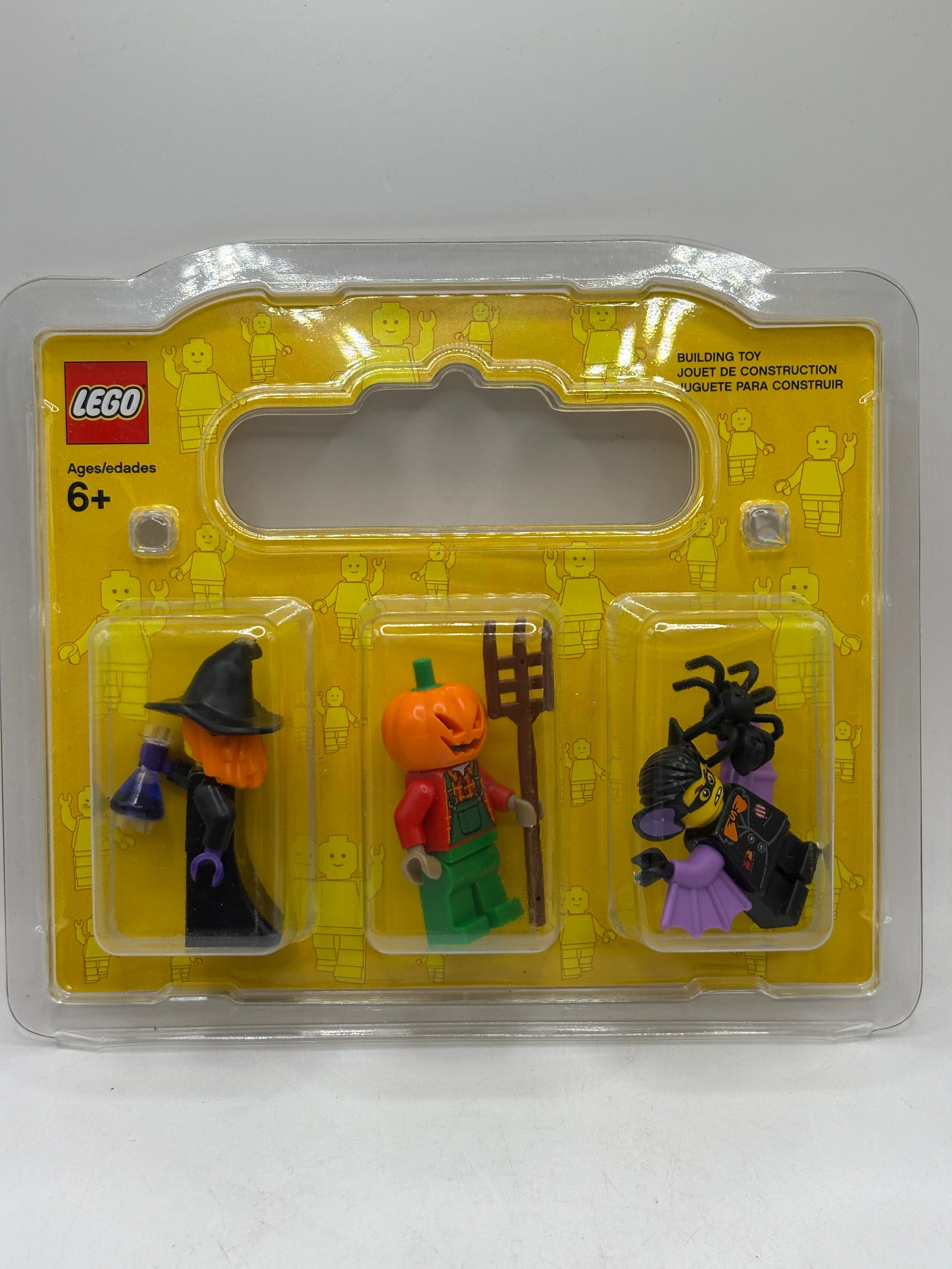 LEGO Halloween Minifigure 3-Pack Witch Vampire Pumpkin Scarecrow 852766 New, photo 3 image 3
