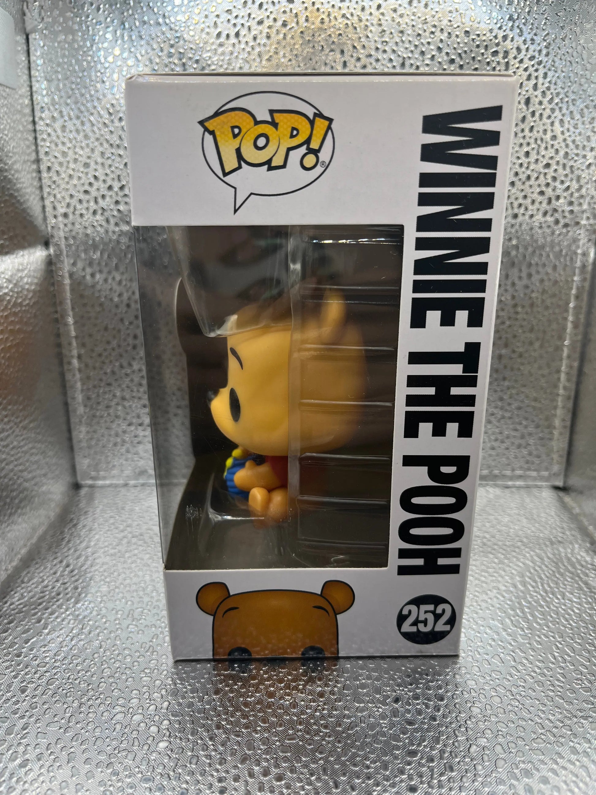 Funko POP Disney - Winnie the Pooh - Winnie the Pooh #252 FRENLY BRICKS - Open 7 Days