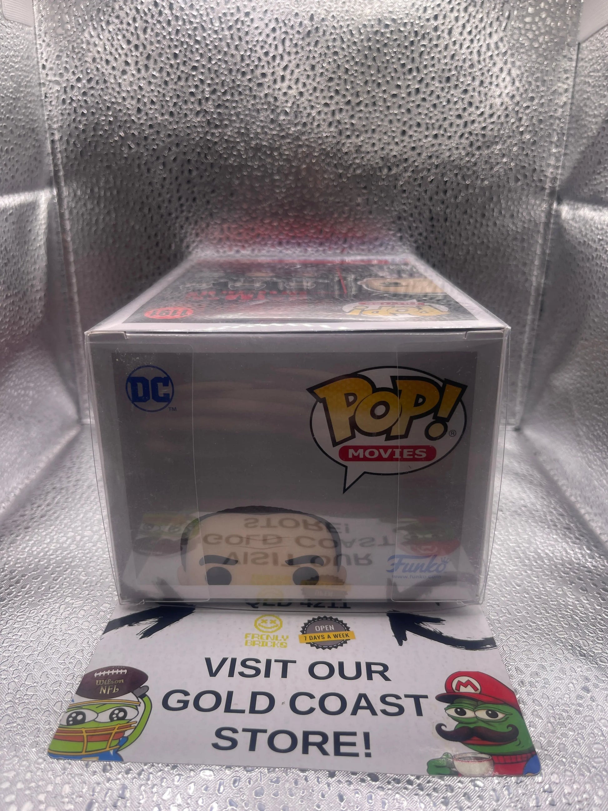 Funko Pop! DC Universe - Oswald Cobblepot (Chase) #1191 Vinyl FRENLY BRICKS - Open 7 Days