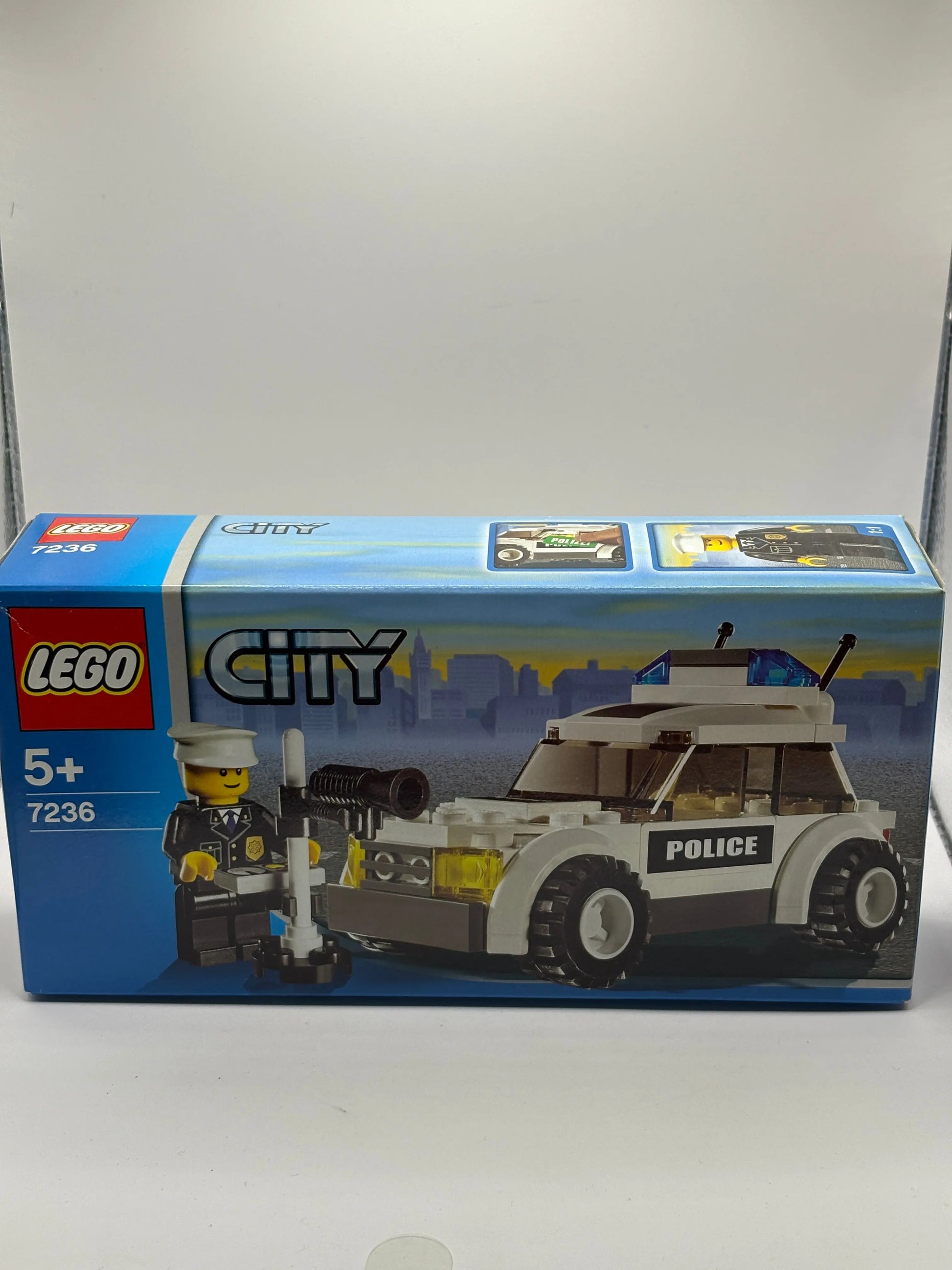 LEGO City #7236 Police Car Brand New in Box Sealed FRENLY BRICKS - Open 7 Days
