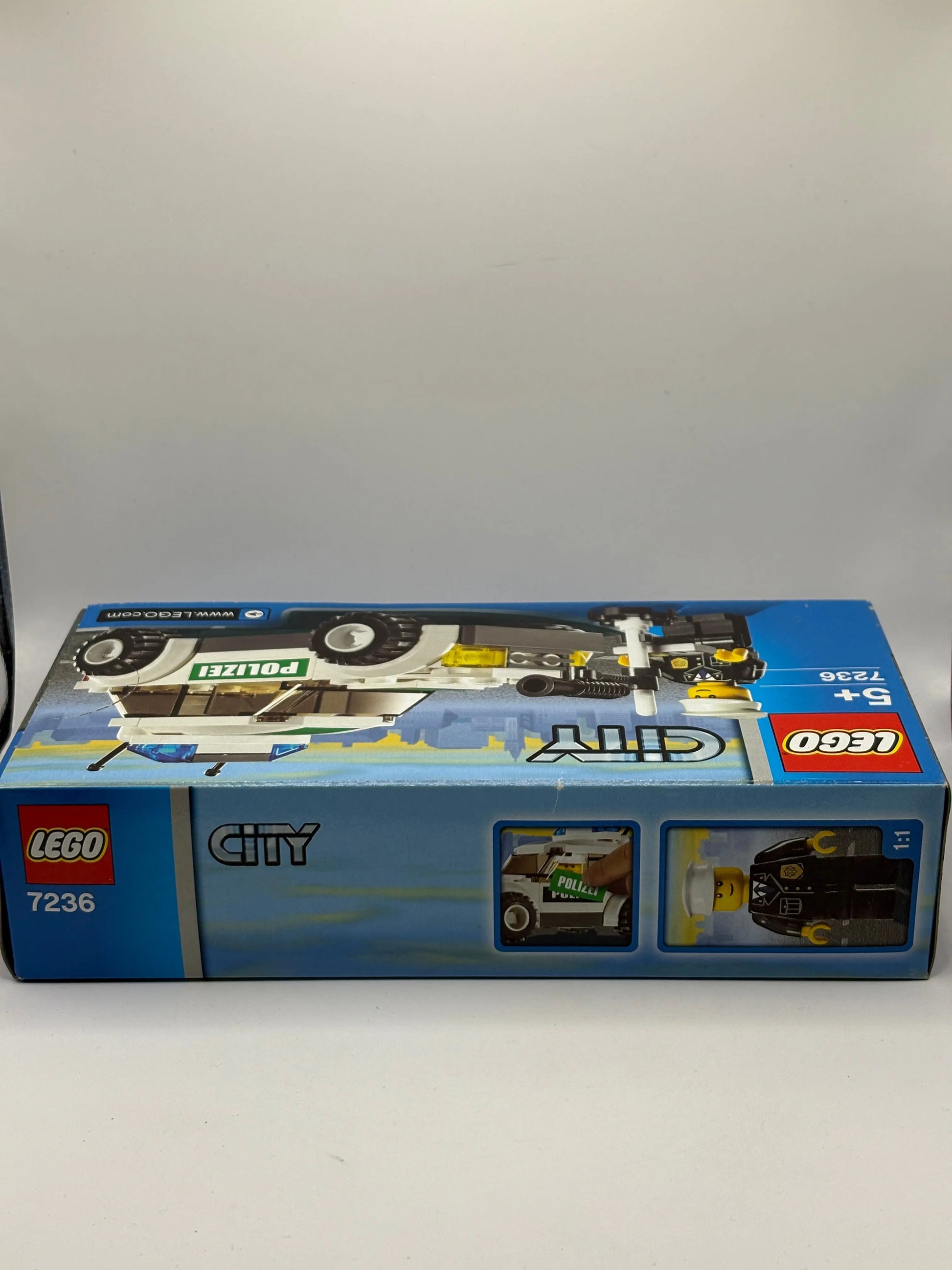 LEGO City #7236 Police Car Brand New in Box Sealed FRENLY BRICKS - Open 7 Days