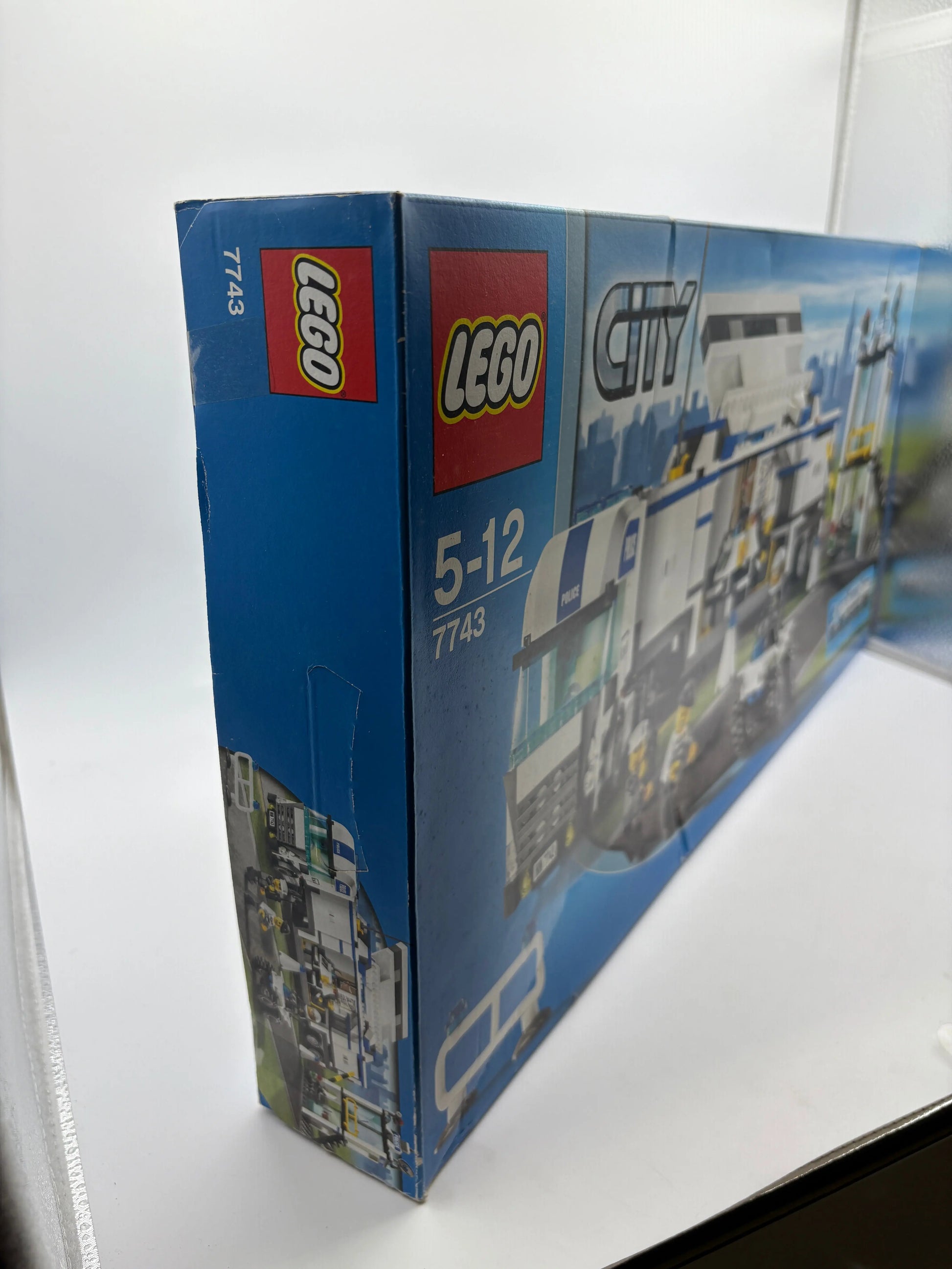 LEGO City #7743 Police Command Center Brand New in Box Sealed FRENLY BRICKS - Open 7 Days