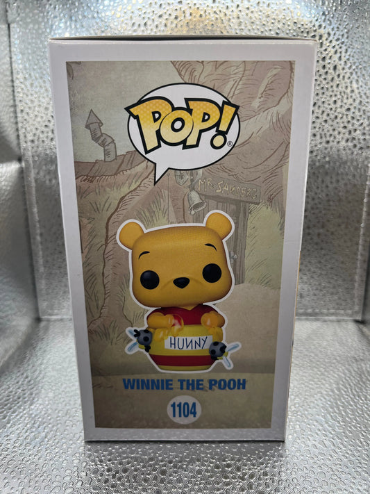 Funko POP Disney - Winnie the Pooh - Winnie the Pooh #1104 FRENLY BRICKS - Open 7 Days