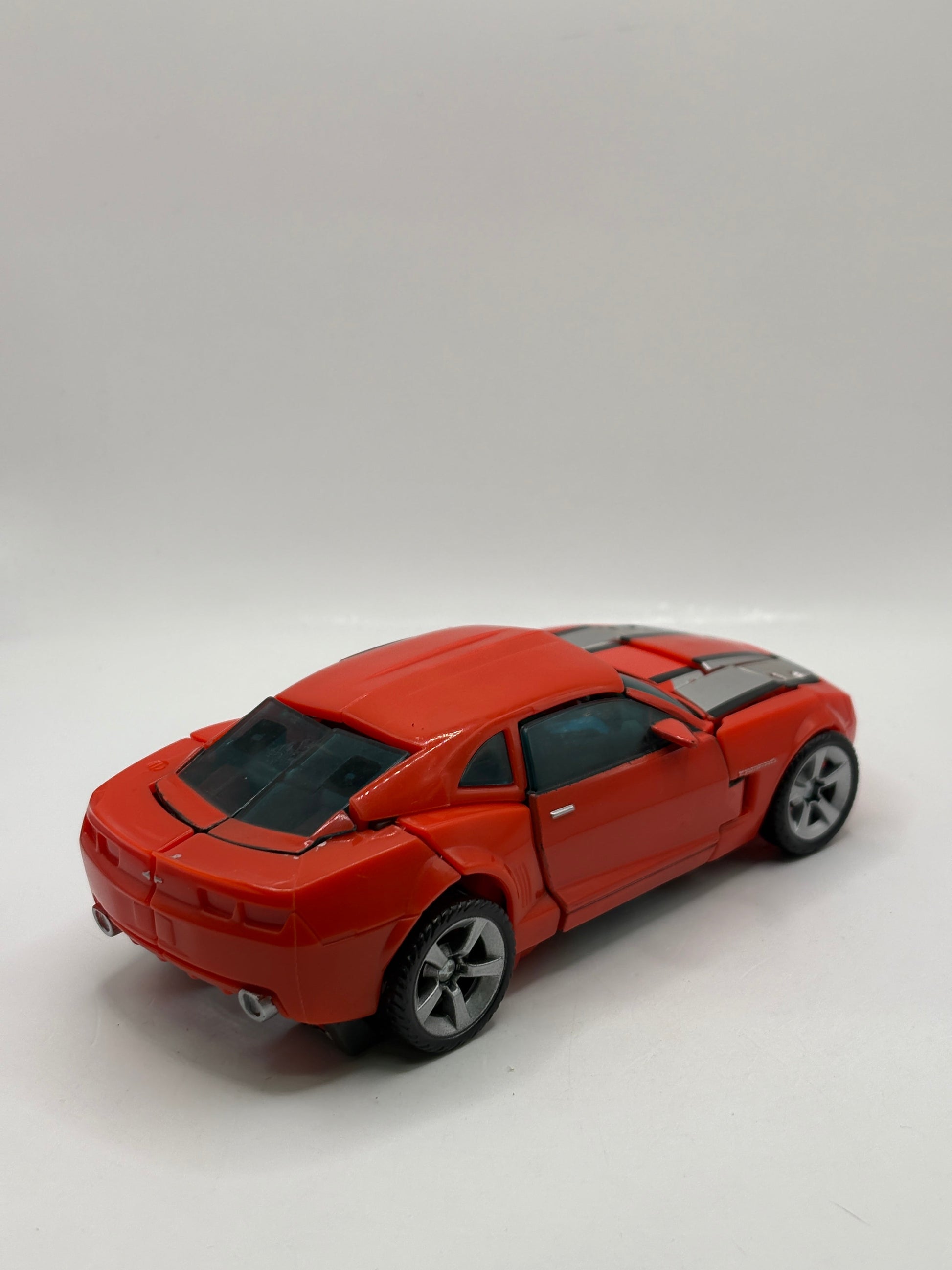 2007 Hasbro Transformers Movie Deluxe Cliffjumper Chevrolet Camaro Action Figure FRENLY BRICKS - Open 7 Days