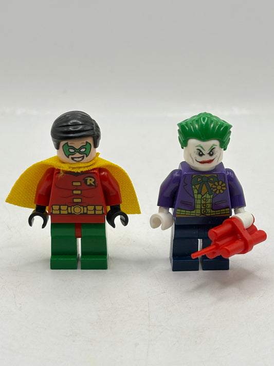 Lego DC Superheroes- The Joker SH005 & Robin Short Cape SH112 Minifigure FRENLY BRICKS - Open 7 Days