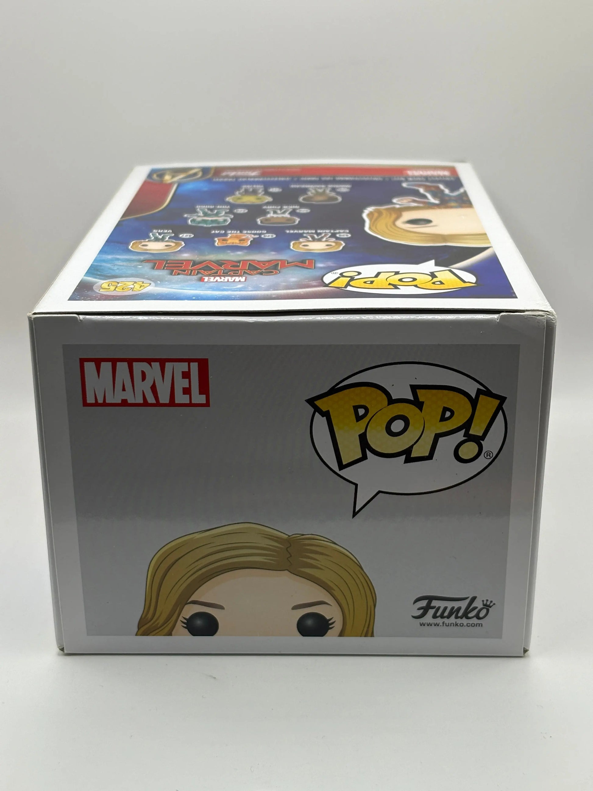 Funko POP! Captain Marvel #425 Captain Marvel Limited Chase FRENLY BRICKS - Open 7 Days