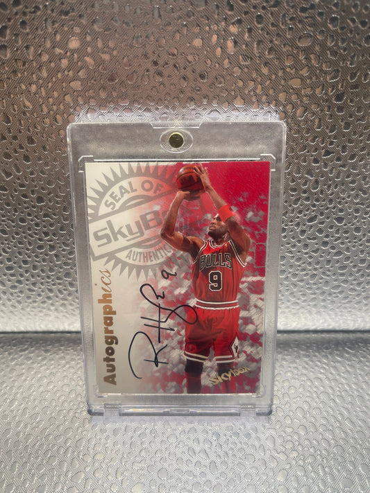 1997-98 Skybox Premium Autographics Ron Harper Auto FRENLY BRICKS - Open 7 Days
