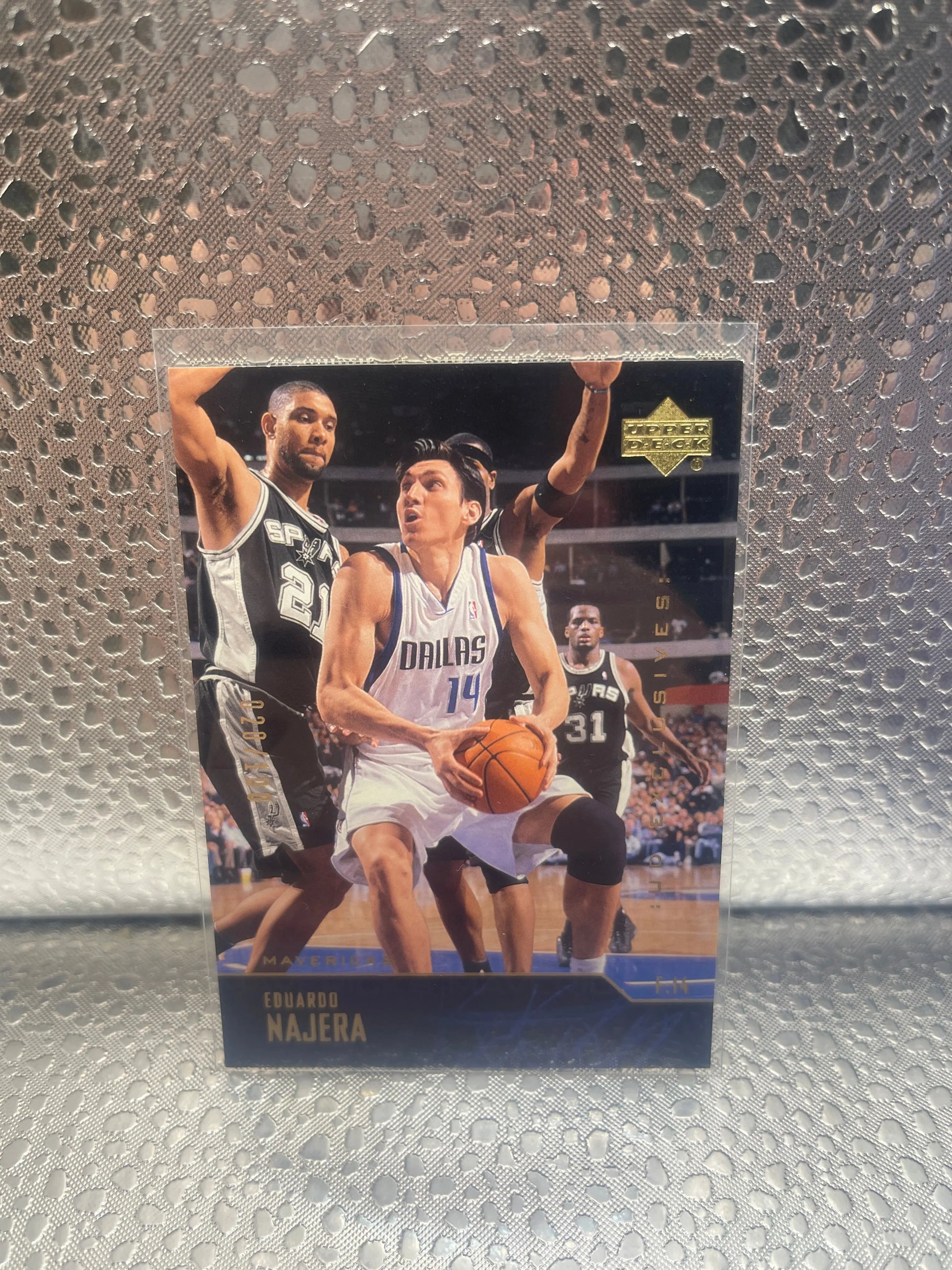 2003 Upper Deck Exclusives 020/100 Eduardo Najera Mavericks Nm FRENLY BRICKS - Open 7 Days
