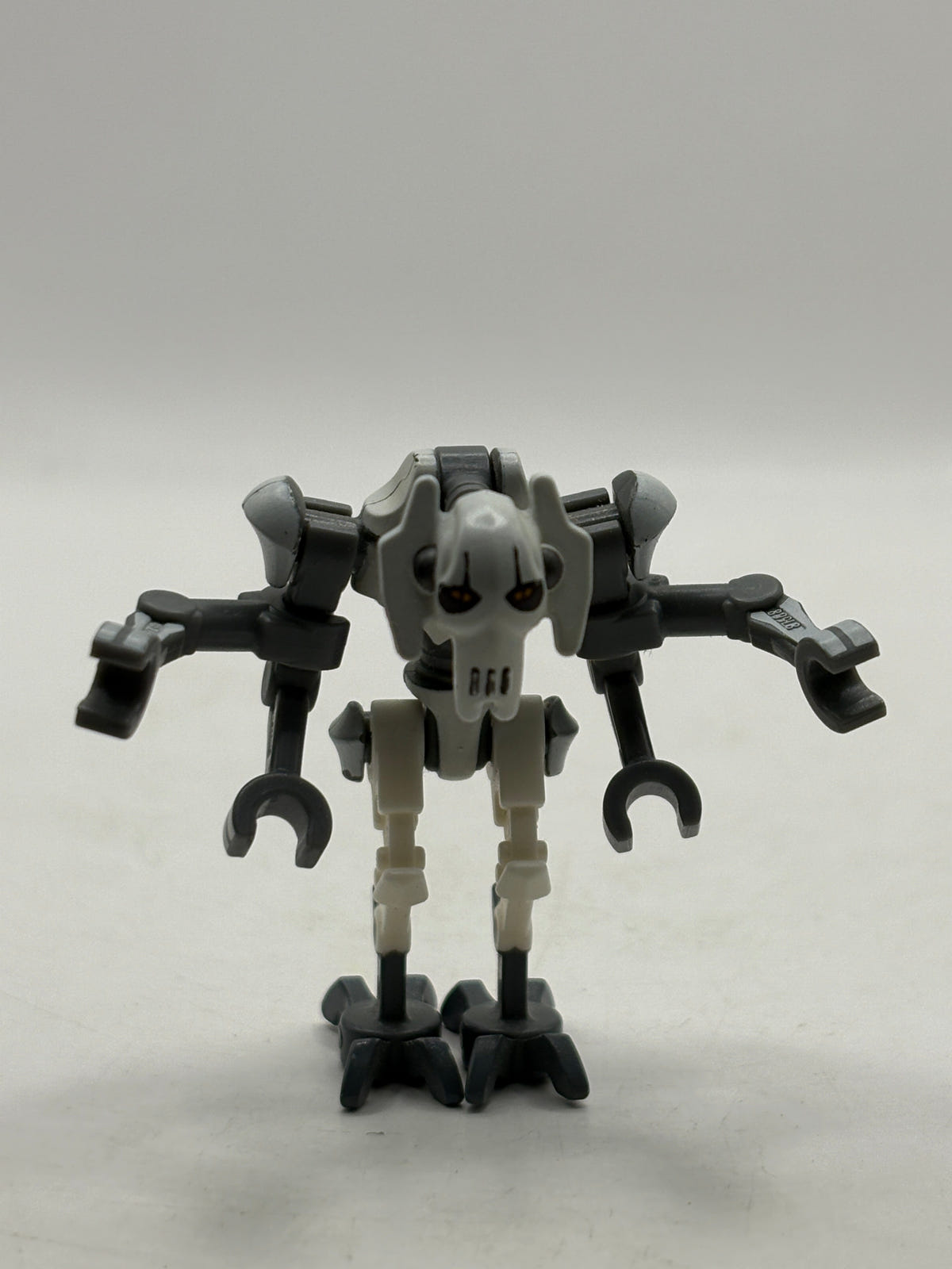 LEGO Star Wars Minifigure General Grievous White Armour SW0515 image 1