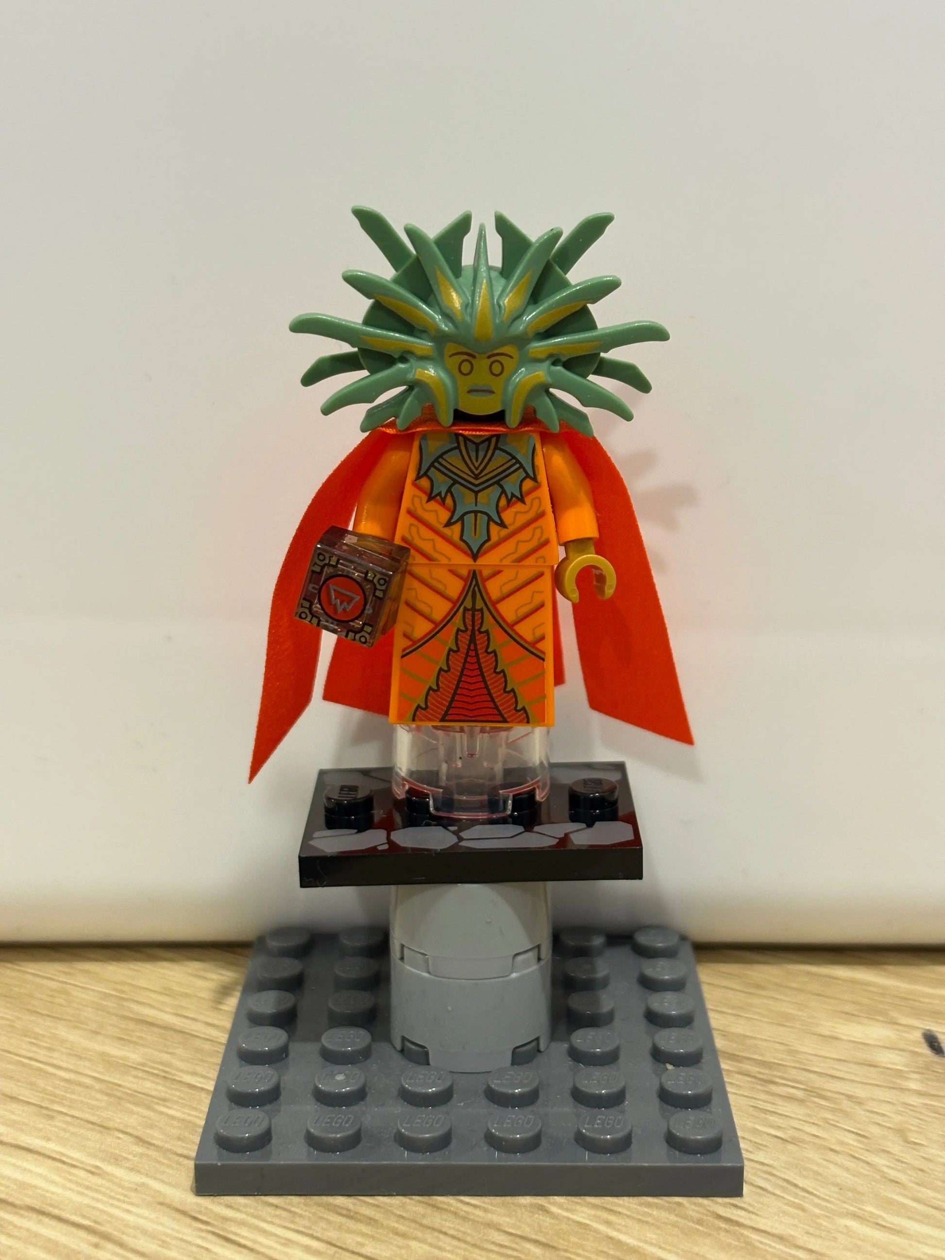 LEGO 71047 Dungeons and Dragons Minifigure Lady of Pain FRENLY BRICKS - Open 7 Days