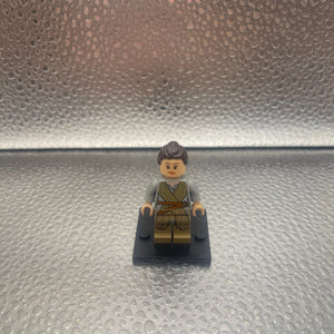LEGO® Minifig sw0677 - Rey - Dark Tan Tied Robe FRENLY BRICKS - Open 7 Days