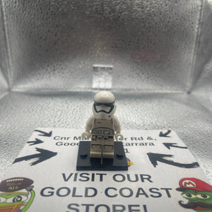 Lego Star Wars Minifigure sw0905 First Order Stormtrooper FRENLY BRICKS - Open 7 Days