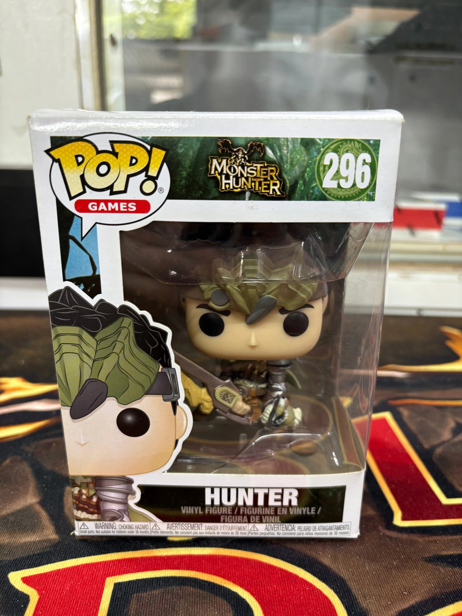 Funko Pop! Hunter #296 Monster Hunter box damage FRENLY BRICKS - Open 7 Days