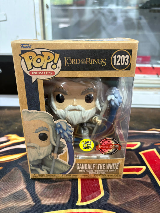 Funko Pop! Vinyl: The Lord of the Rings - Gandalf the White (Glows in the Dark) FRENLY BRICKS - Open 7 Days