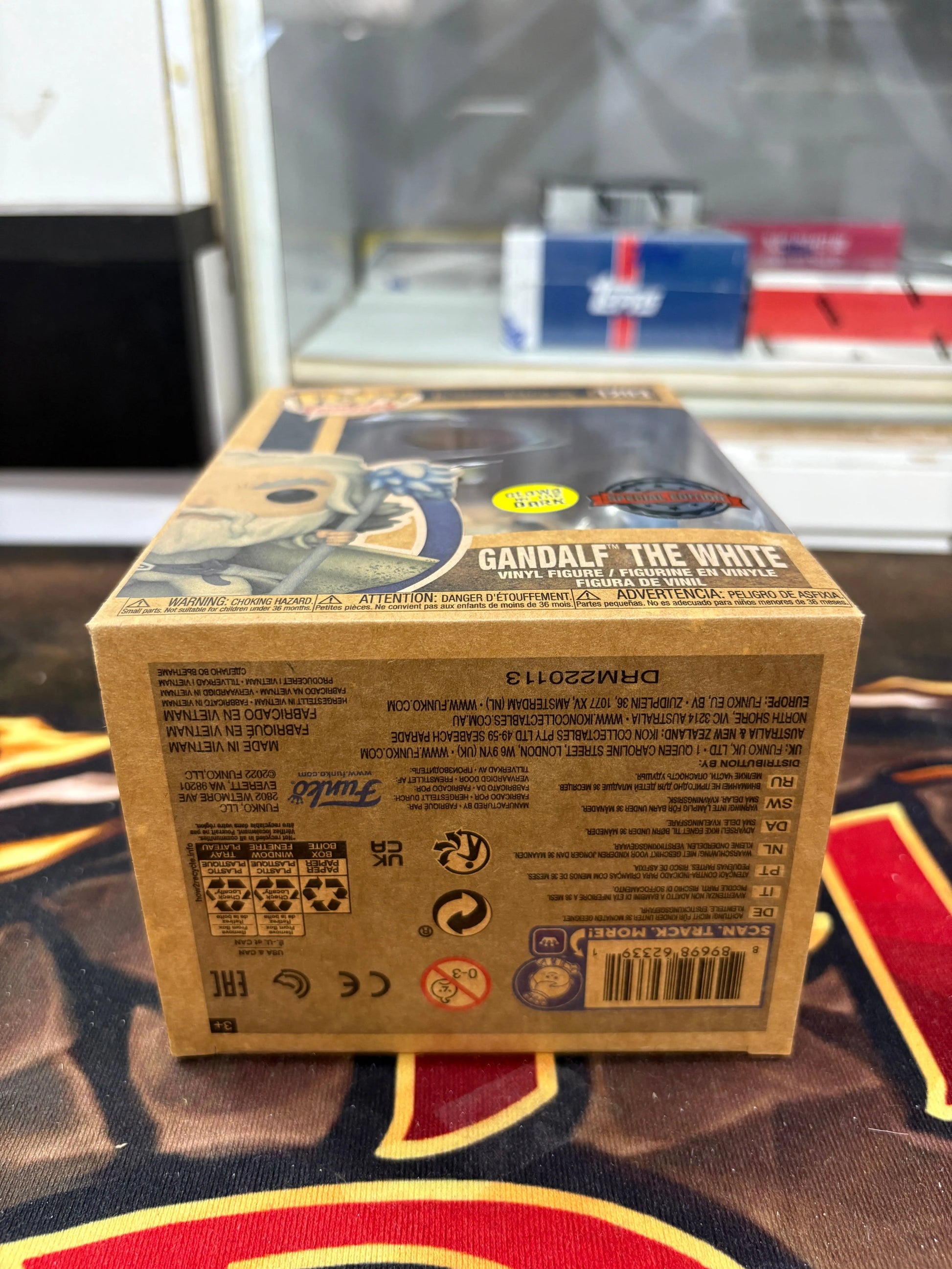 Funko Pop! Vinyl: The Lord of the Rings - Gandalf the White (Glows in the Dark) FRENLY BRICKS - Open 7 Days