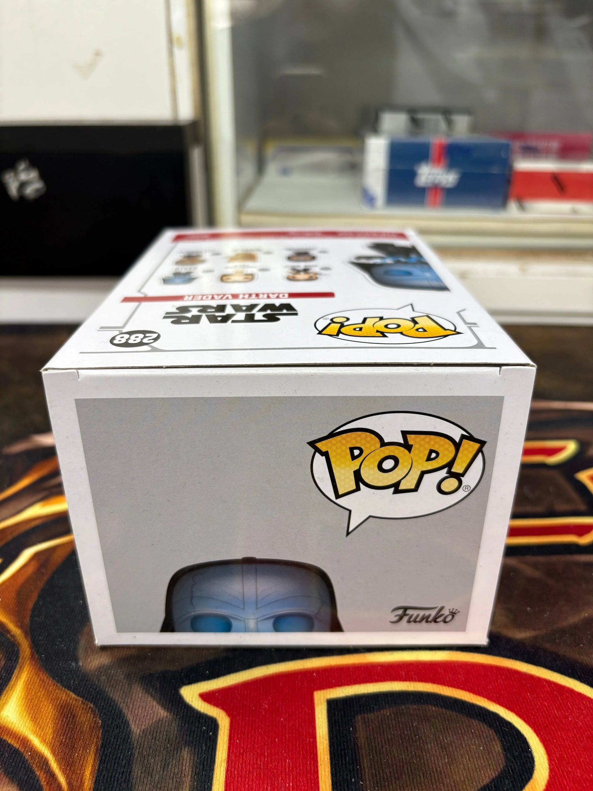 Funko POP! Star Wars Darth Vader Glows in Dark 288 FRENLY BRICKS - Open 7 Days