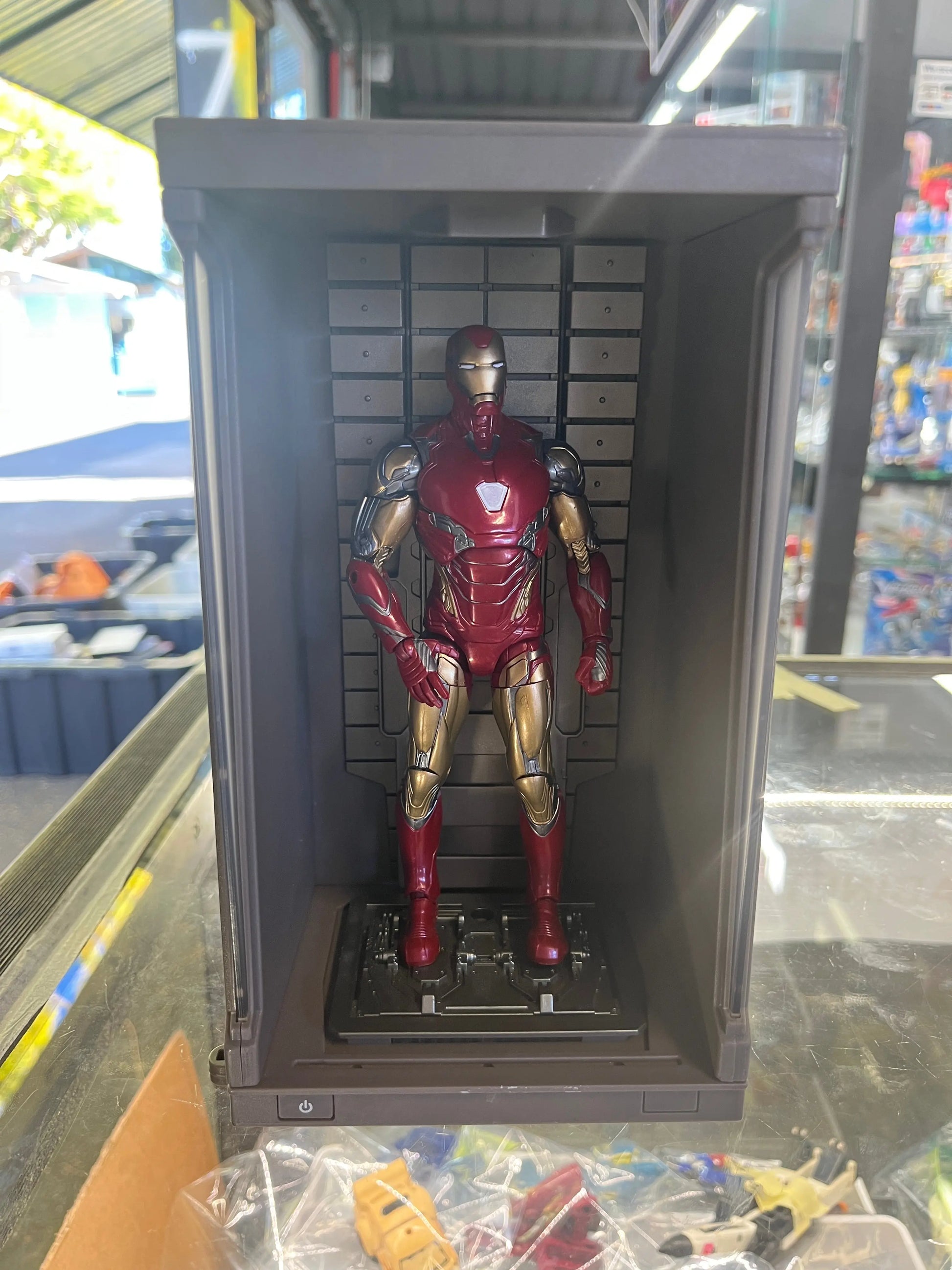 HASBRO MARVEL LEGENDS AVENGERS: ENDGAME "IRON MAN (MARK LXXXV)" FIGURE FRENLY BRICKS - Open 7 Days