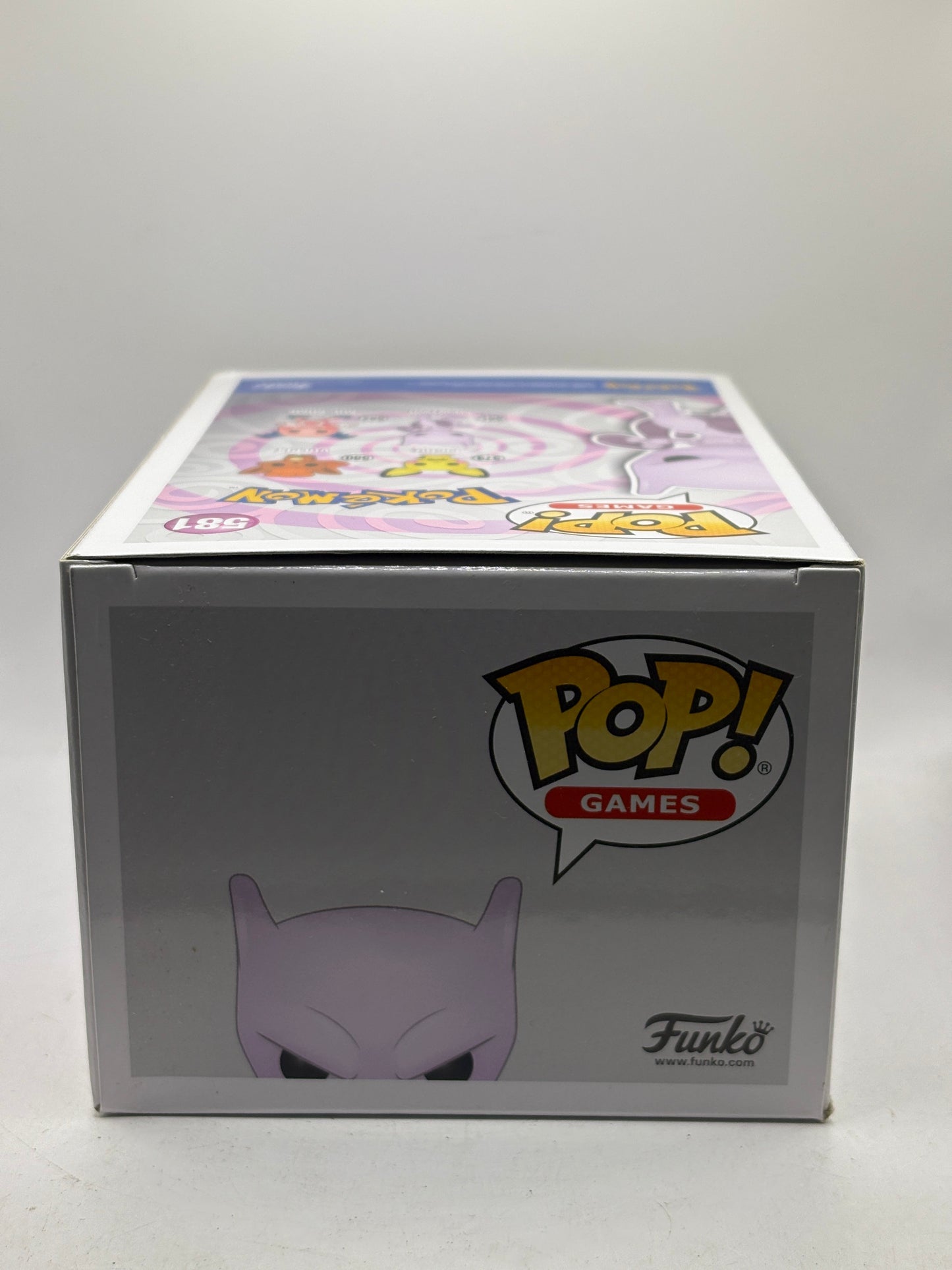 Funko POP! Games Pokemon #581 Mewtwo Flocked 2020 Summer Con Limited FRENLY BRICKS - Open 7 Days