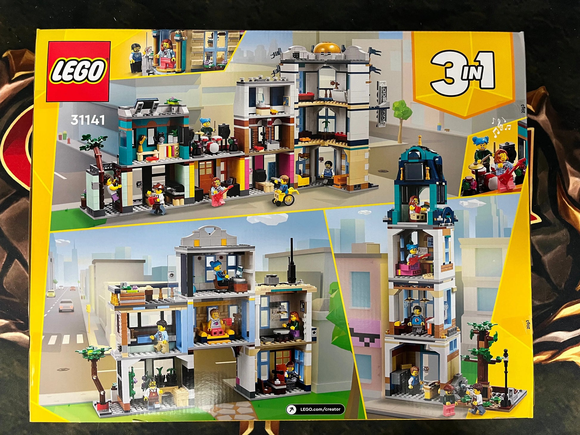 LEGO Creator 3in1 - Main Street 31141 FRENLY BRICKS - Open 7 Days