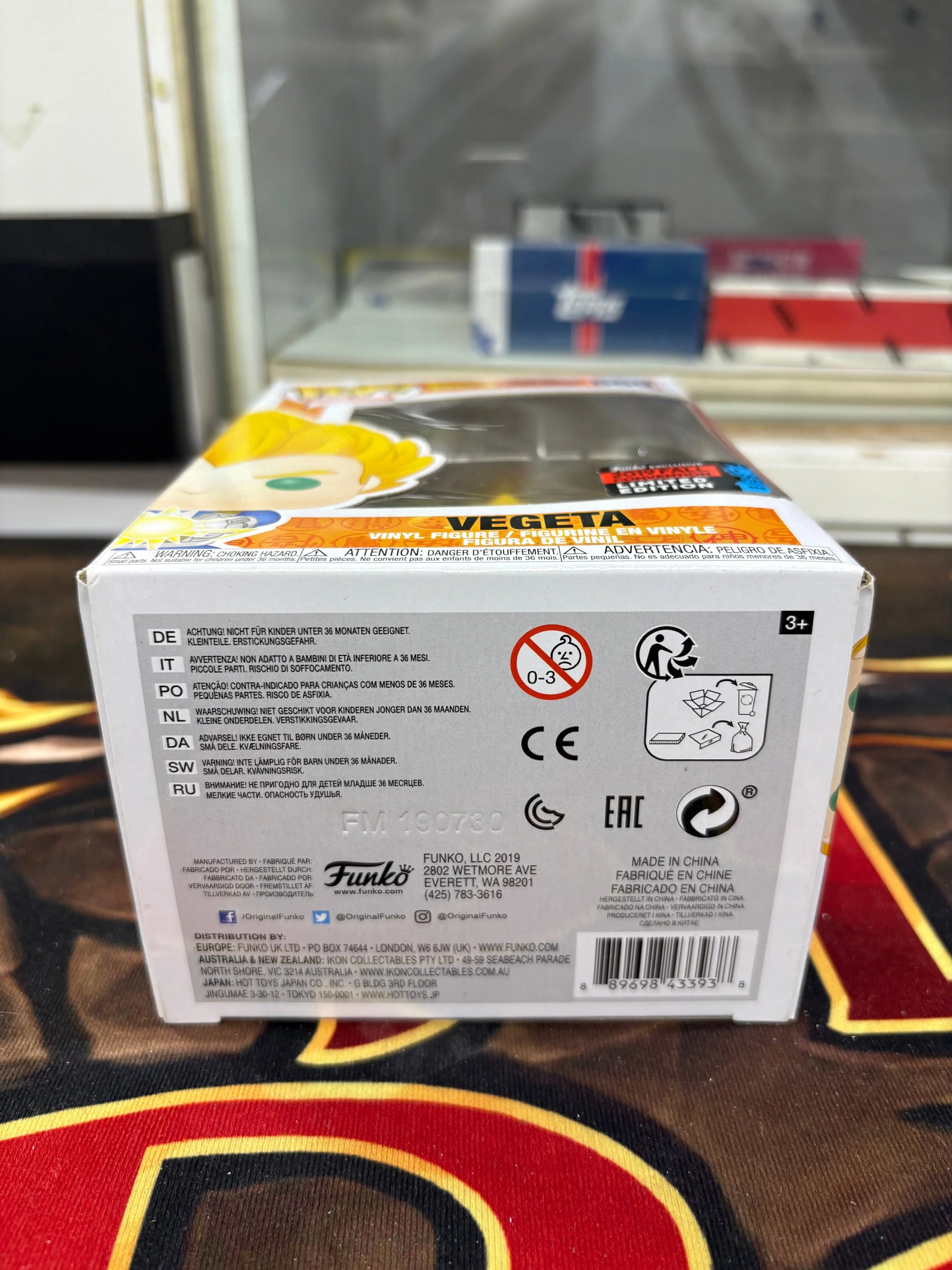 Funko Pop! Vegeta #669 2019 Fall Convention Exclusive FRENLY BRICKS - Open 7 Days