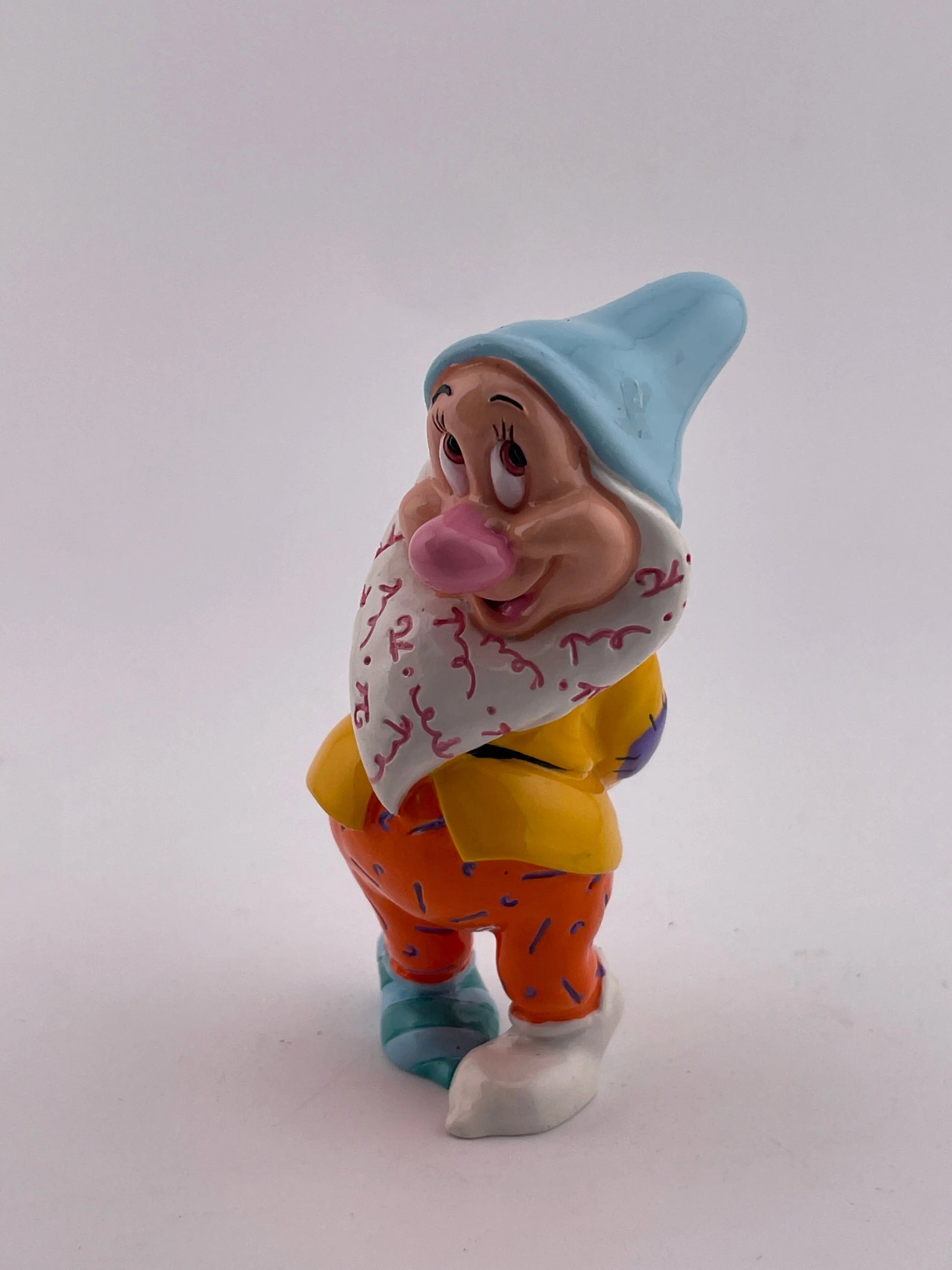 Disney Character Porcelain Showcase Britto Mini Bashful NIB +combinedshipping FRENLY BRICKS - Open 7 Days