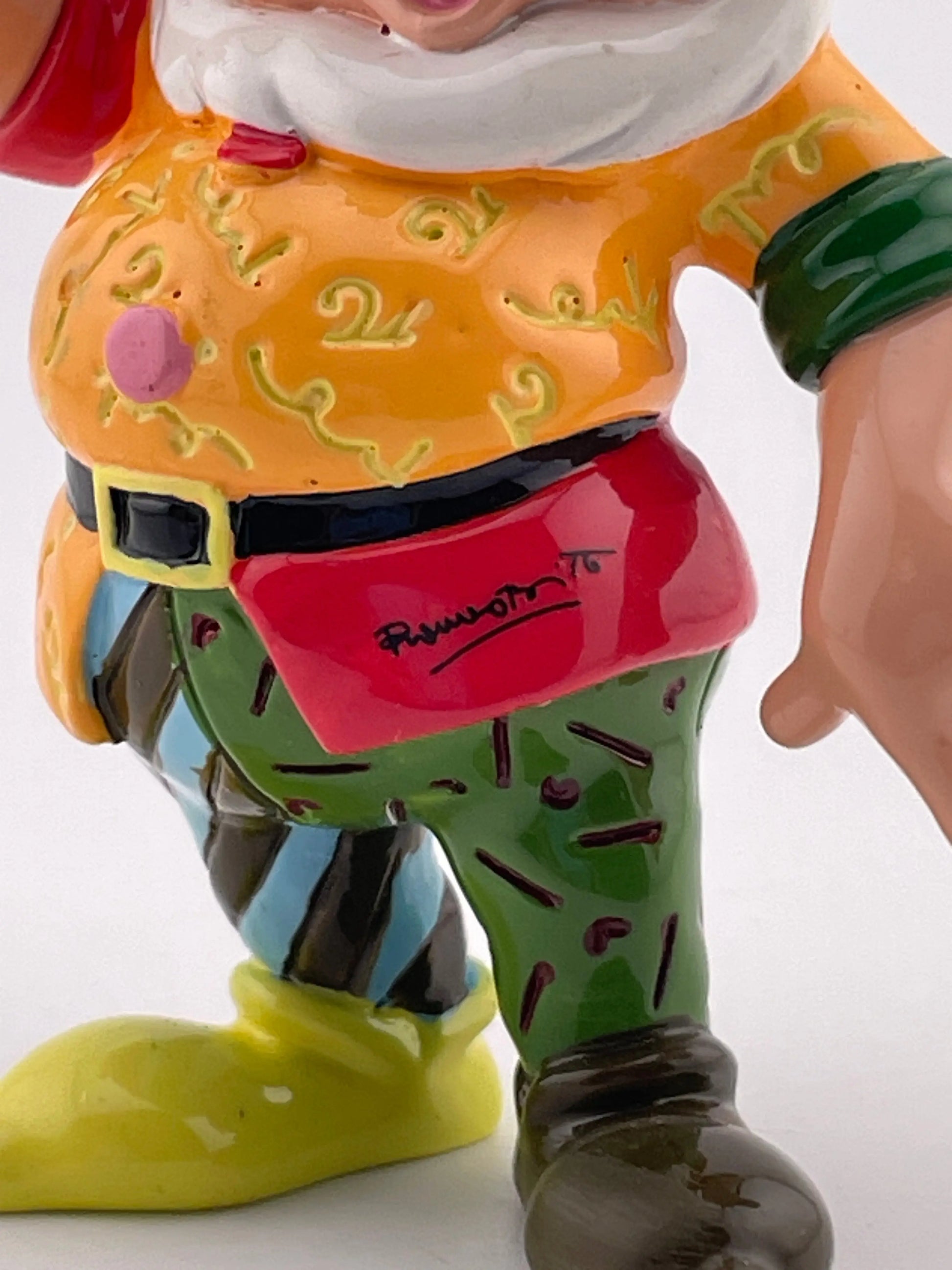 Disney Character Porcelain Showcase Britto Mini Doc ex display +combinedshipping FRENLY BRICKS - Open 7 Days