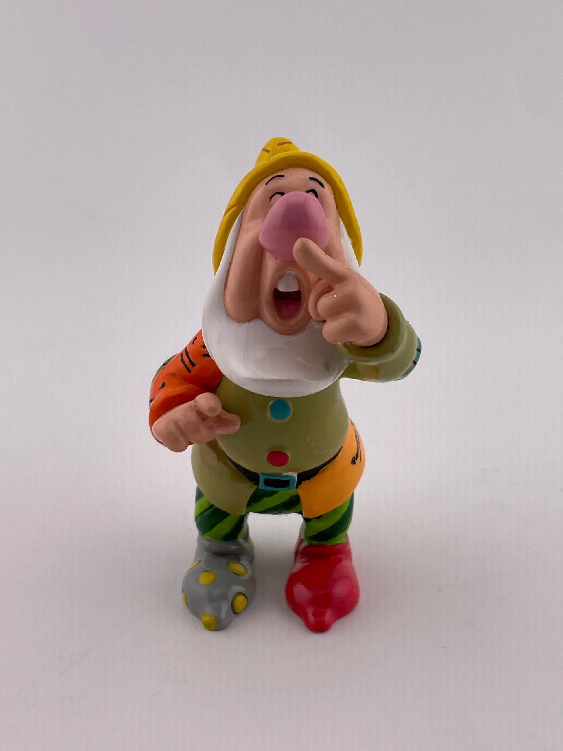 Disney’s Character Porcelain Showcase Britto Mini Sneezy NIB +combinedshipping FRENLY BRICKS - Open 7 Days