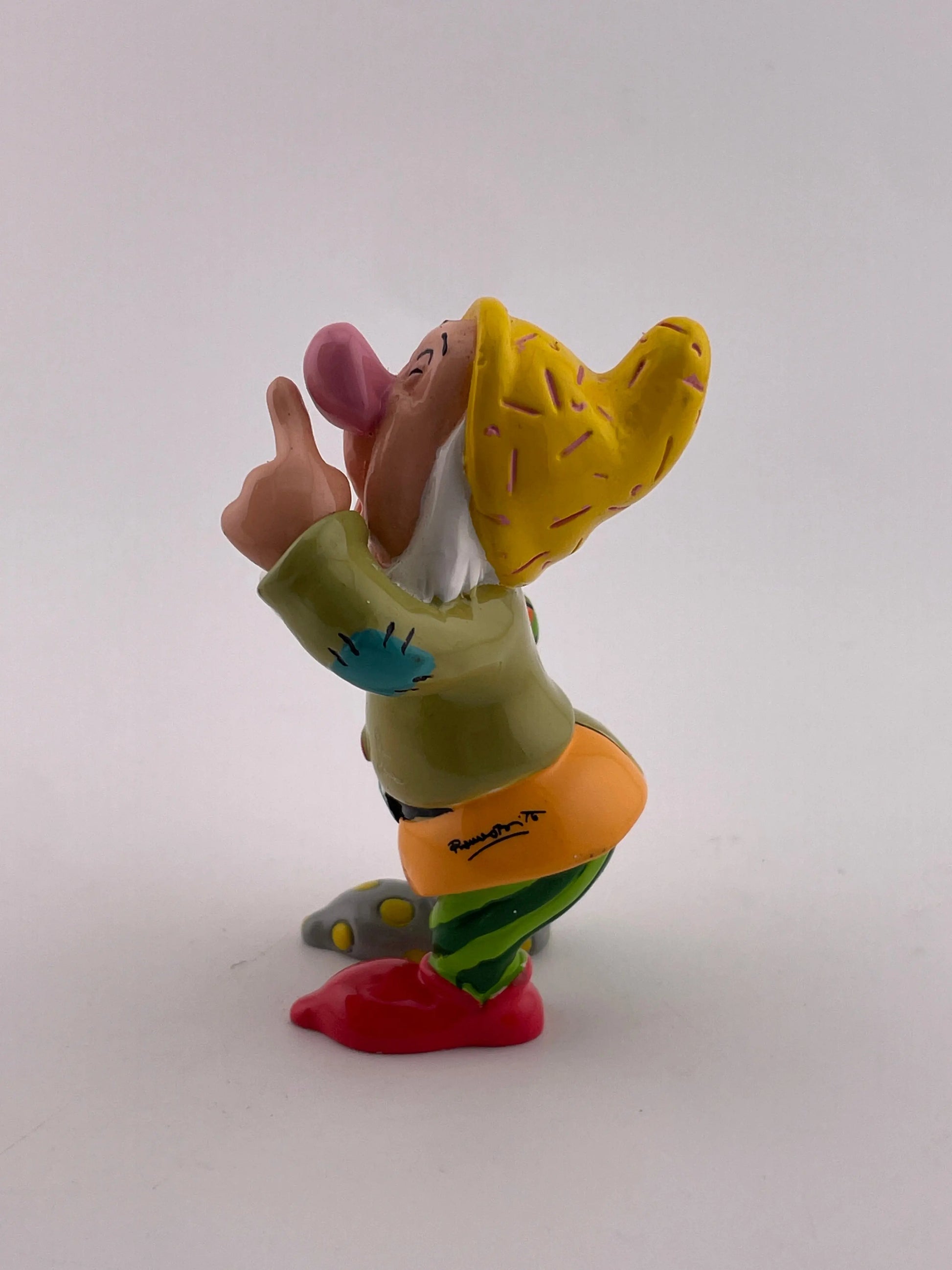 Disney’s Character Porcelain Showcase Britto Mini Sneezy NIB +combinedshipping FRENLY BRICKS - Open 7 Days