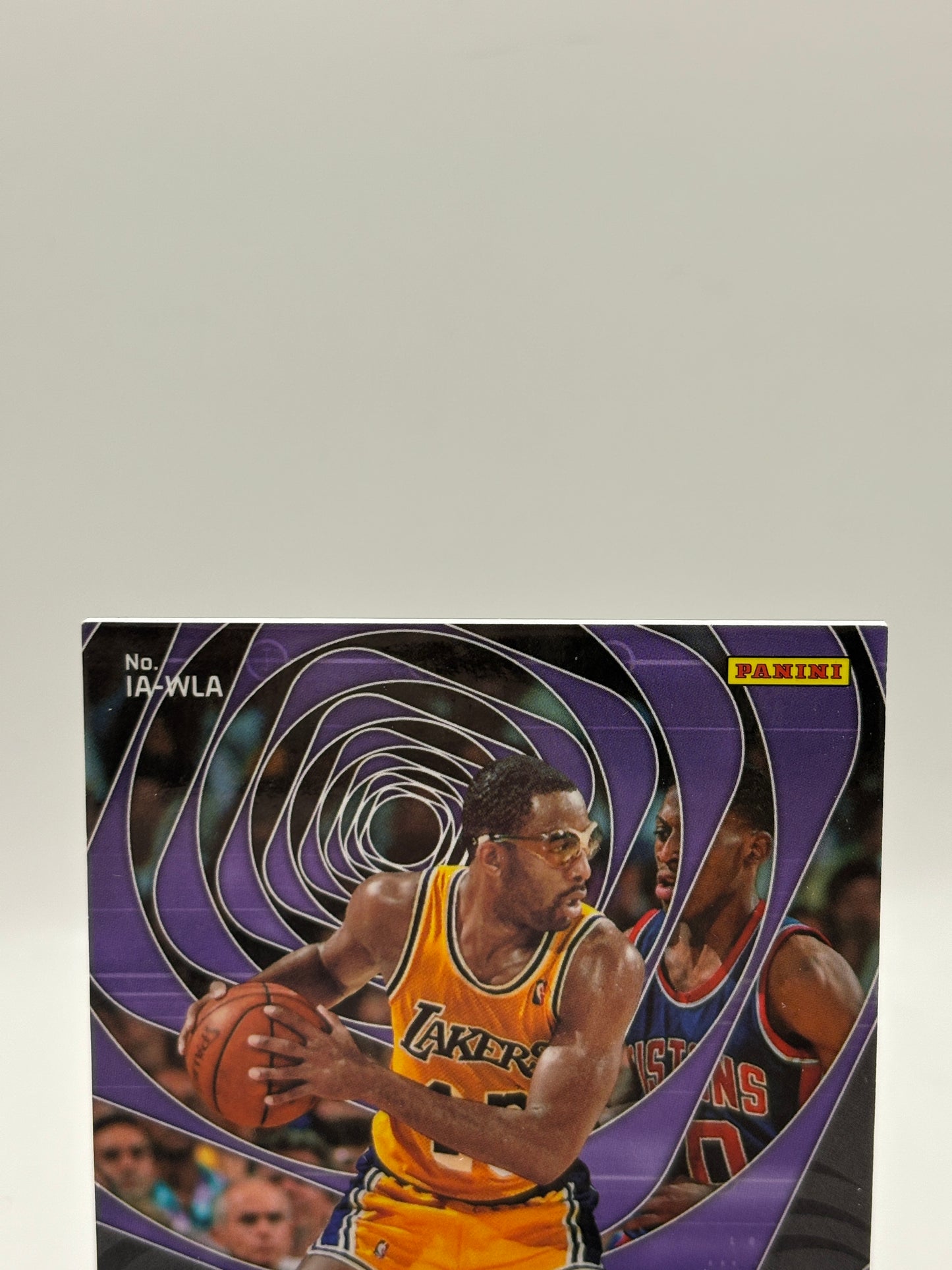 2022-23 Panini Spectra Basketball - James Worthy Auto 61/99 image 3