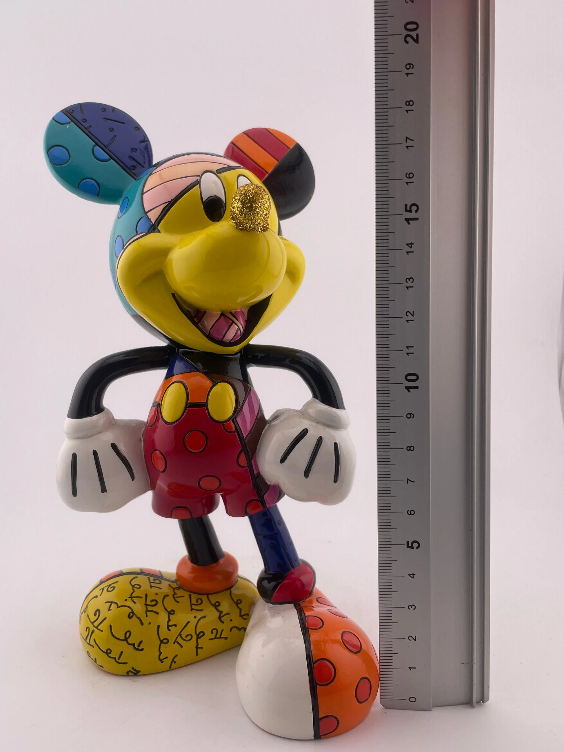 Disney Character Porcelain showcase Britto Large Mickey Figure ex display FRENLY BRICKS - Open 7 Days