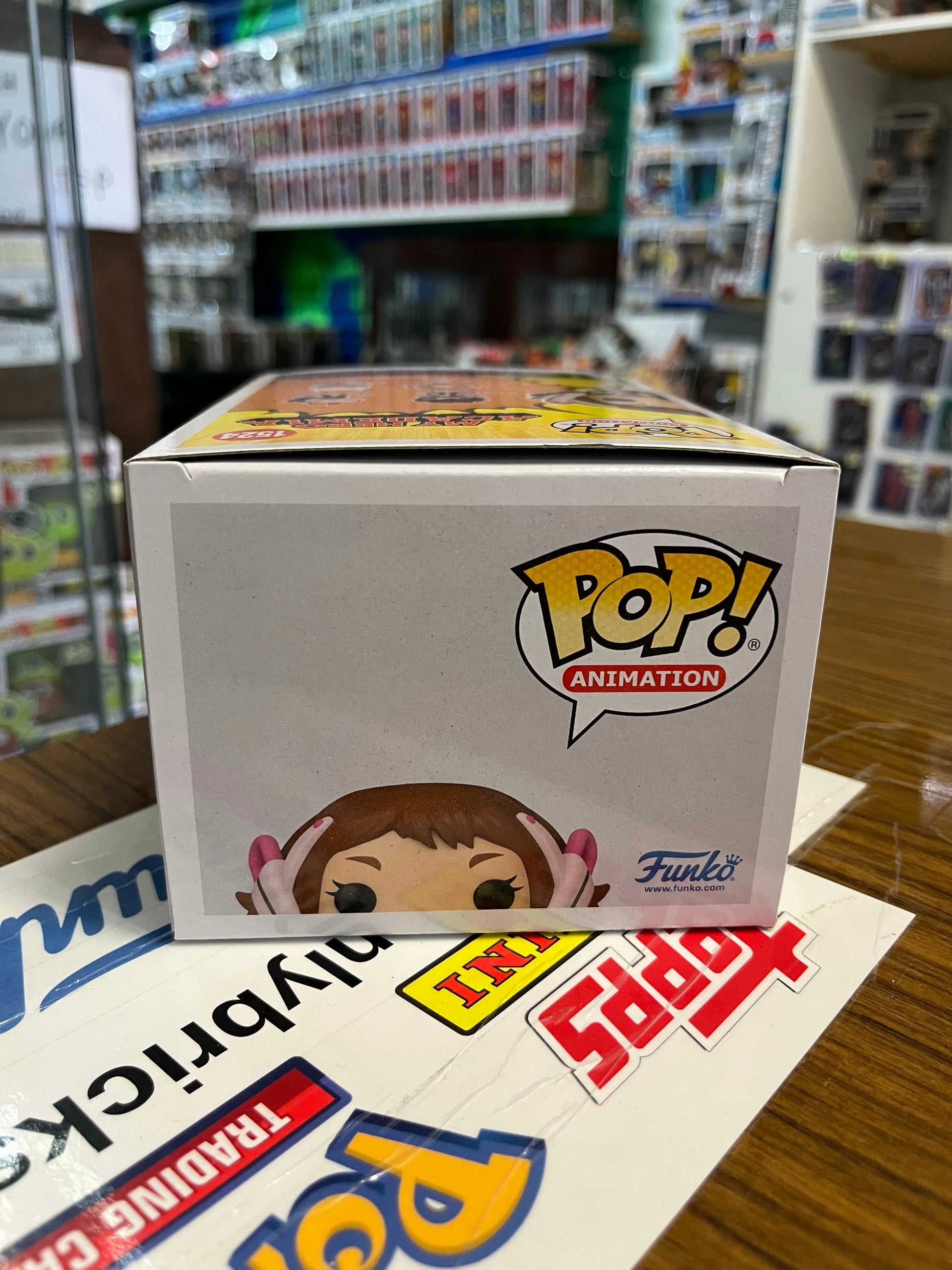 Funko POP Animation - Ochaco Uraraka #1524 (Limited Chase Exclusive) FRENLY BRICKS - Open 7 Days