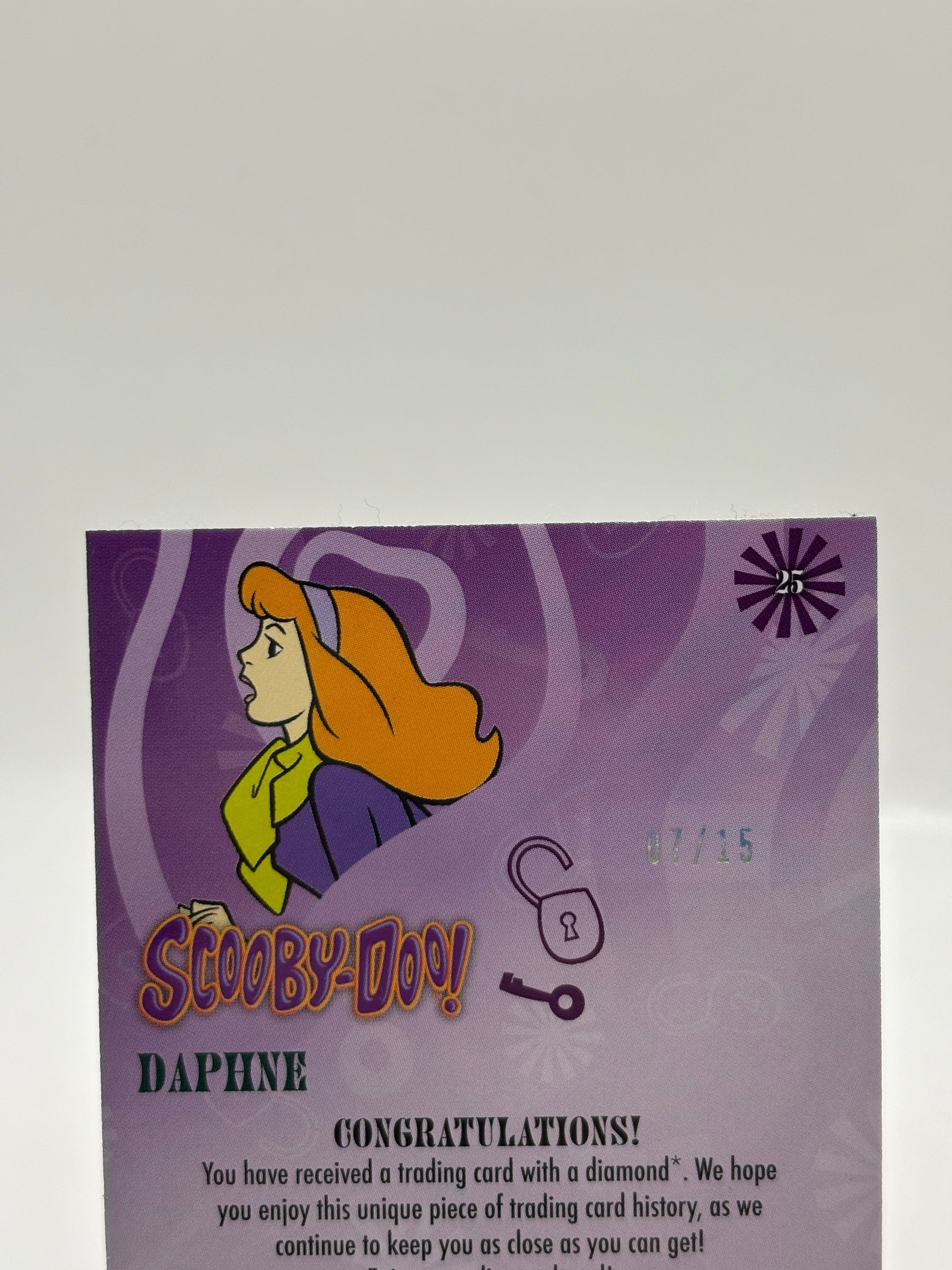 2025 Fleer Scooby-Doo #25 Daphne Ghoul's Best Friend Diamond /15 FRENLY BRICKS - Open 7 Days