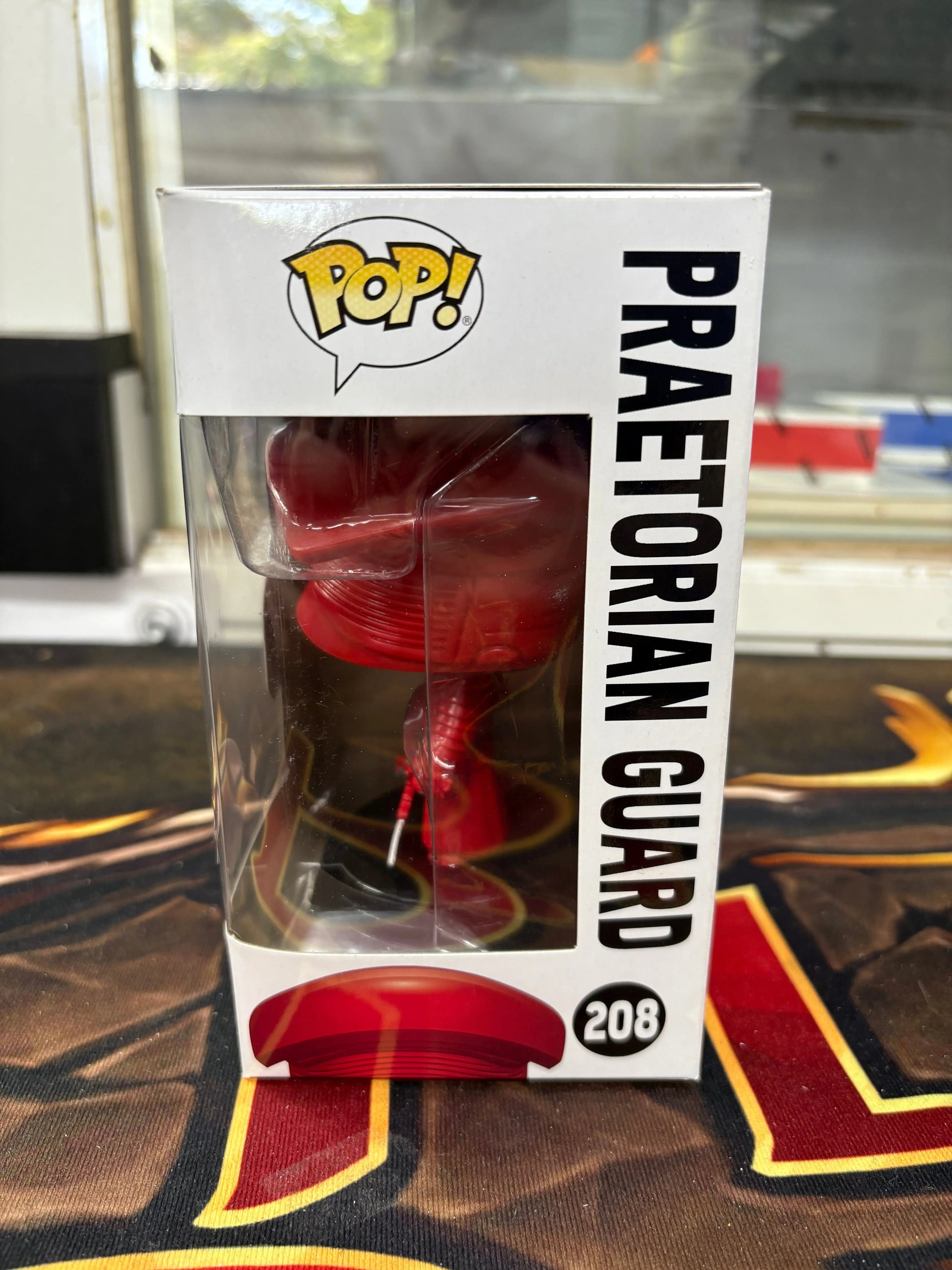 Funko Pop! Star Wars: The Last Jedi - Praetorian Guard Action Figure #208 FRENLY BRICKS - Open 7 Days