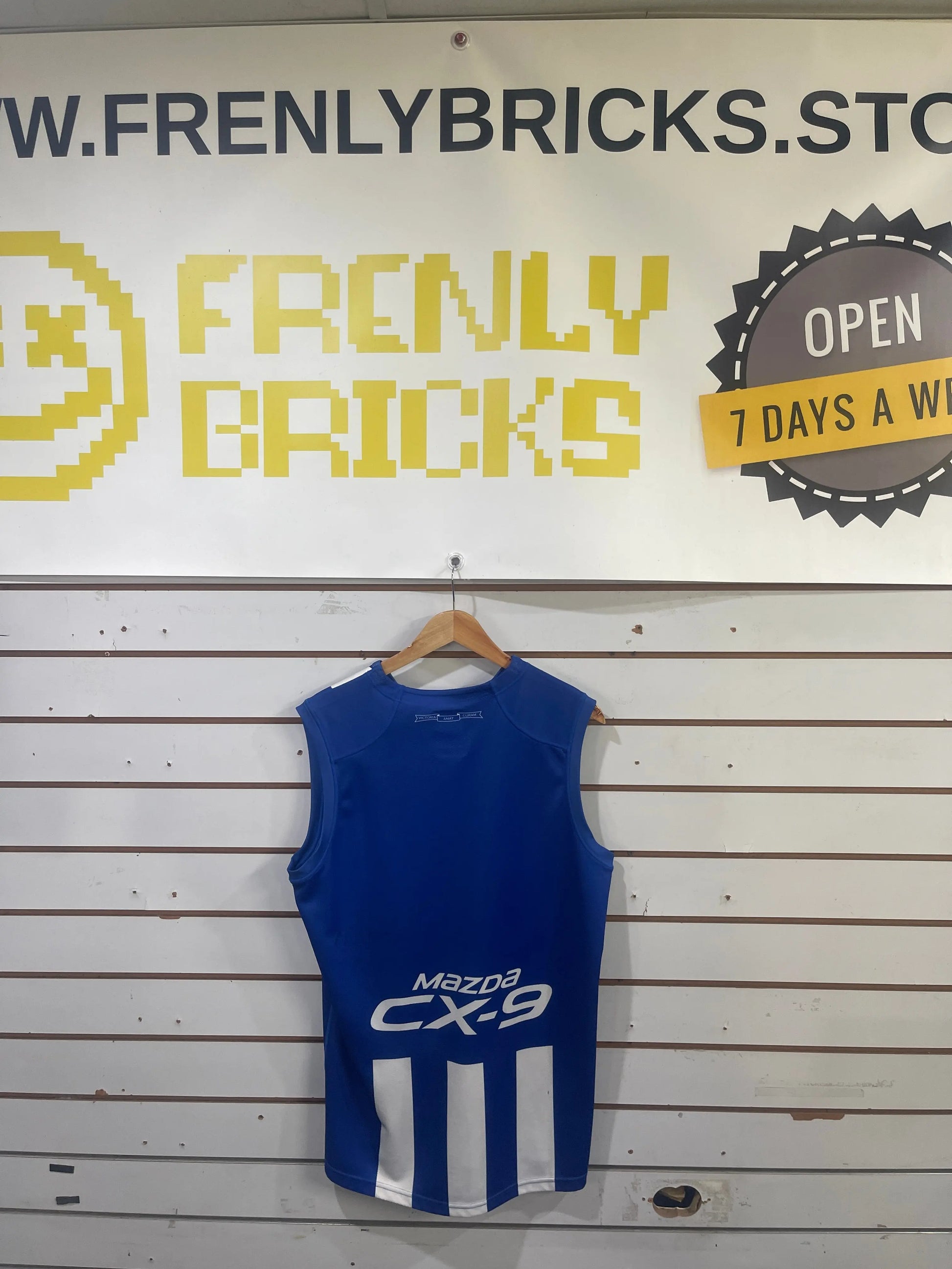 AFL North Melbourne Kangaroos Canterbury Jersey Medium FRENLY BRICKS - Open 7 Days